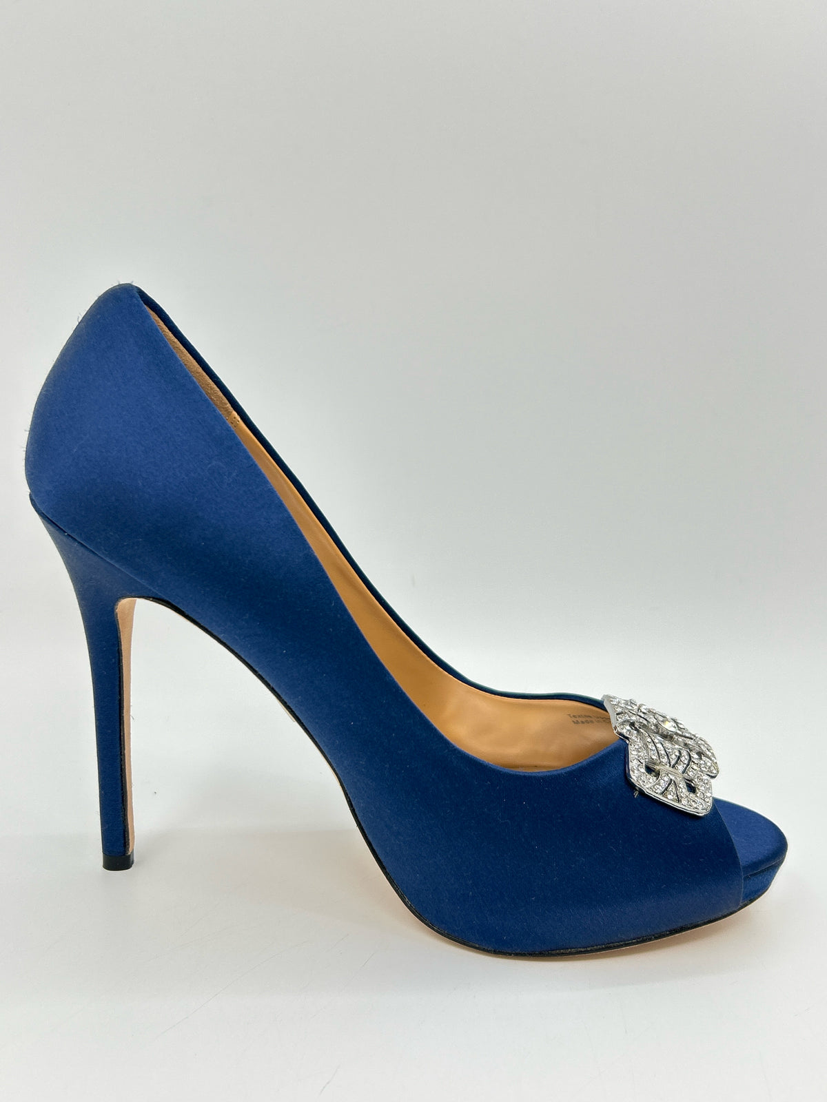 BADGLEY MISCHKA Size 8.5 Blue Women Pumps