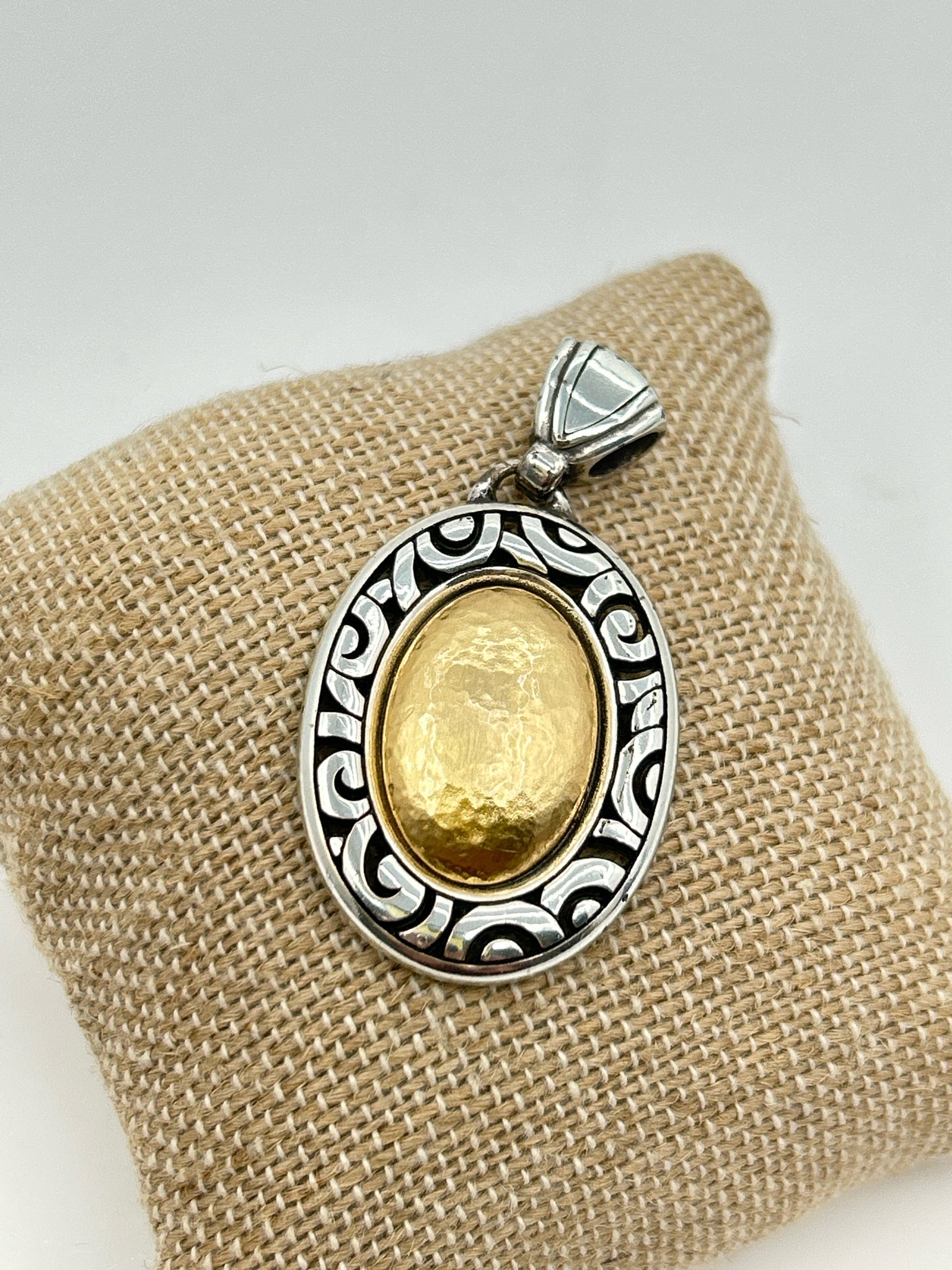 BRIGHTON Pendant