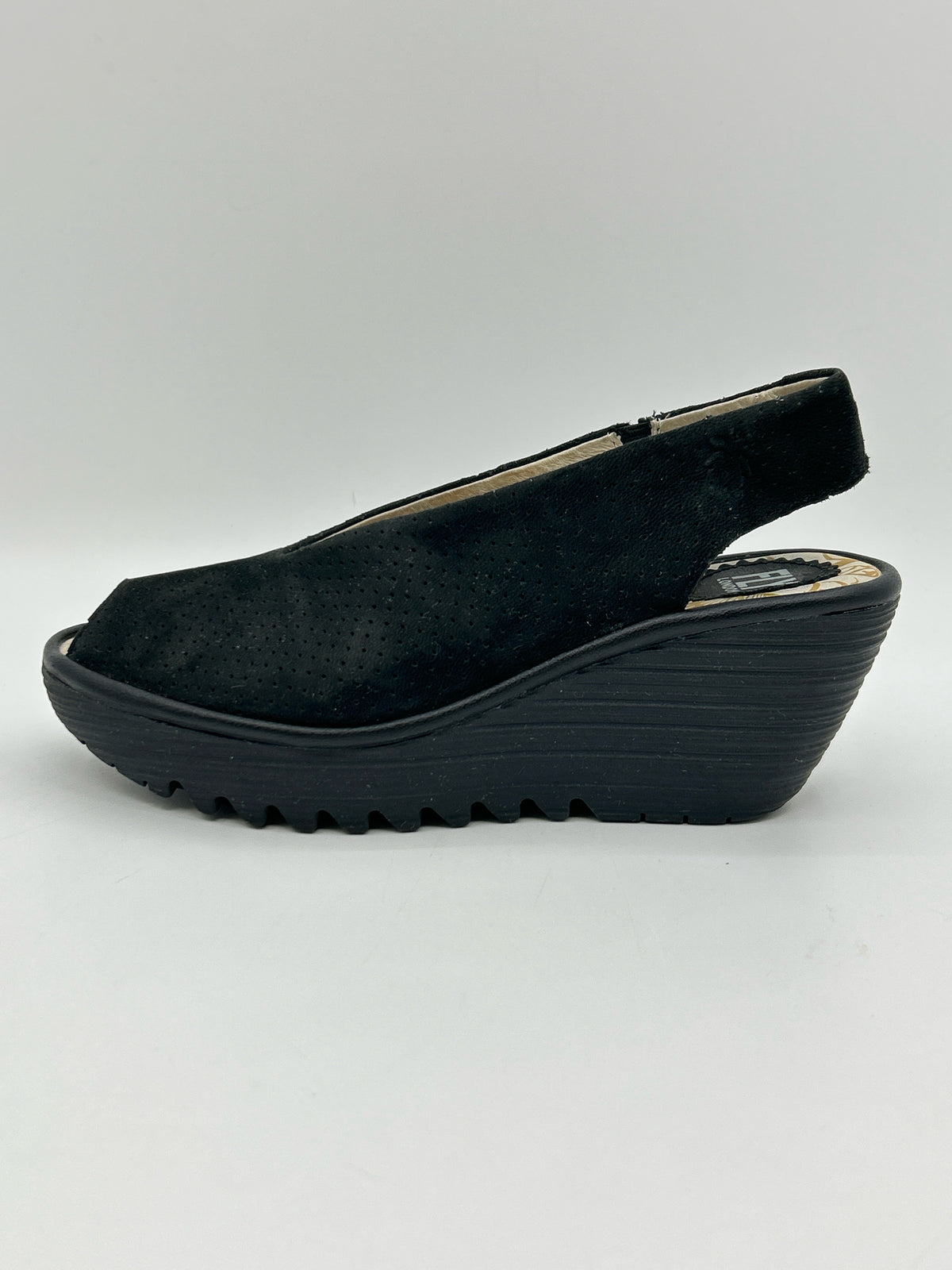 FLY LONDON Size 36/6 Black Women Sandal