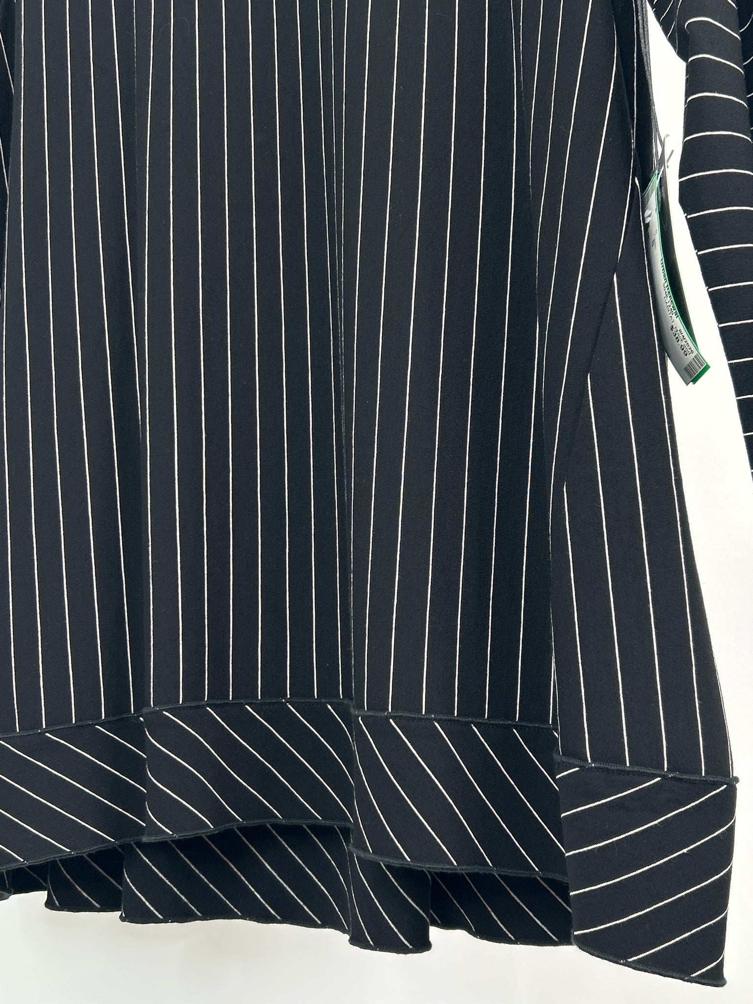HABITAT Size S Black and White Women Tunic