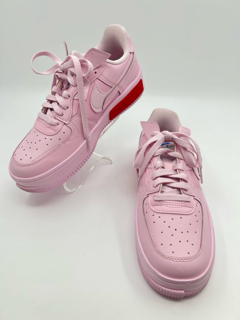 NIKE Size 9.5 Pink Women's Sneakers