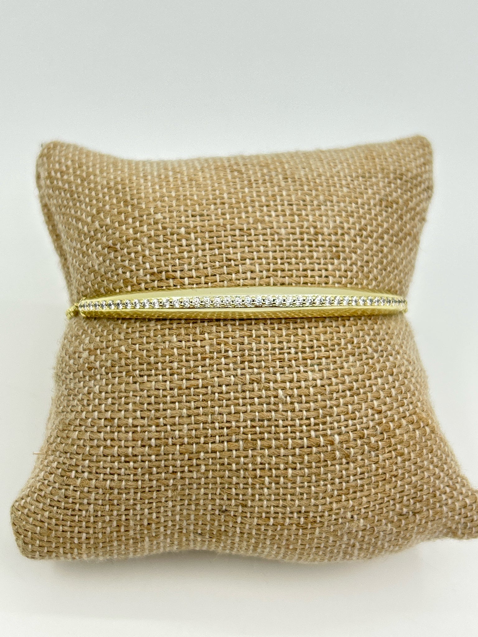 KENDRA SCOTT Gold Bracelet