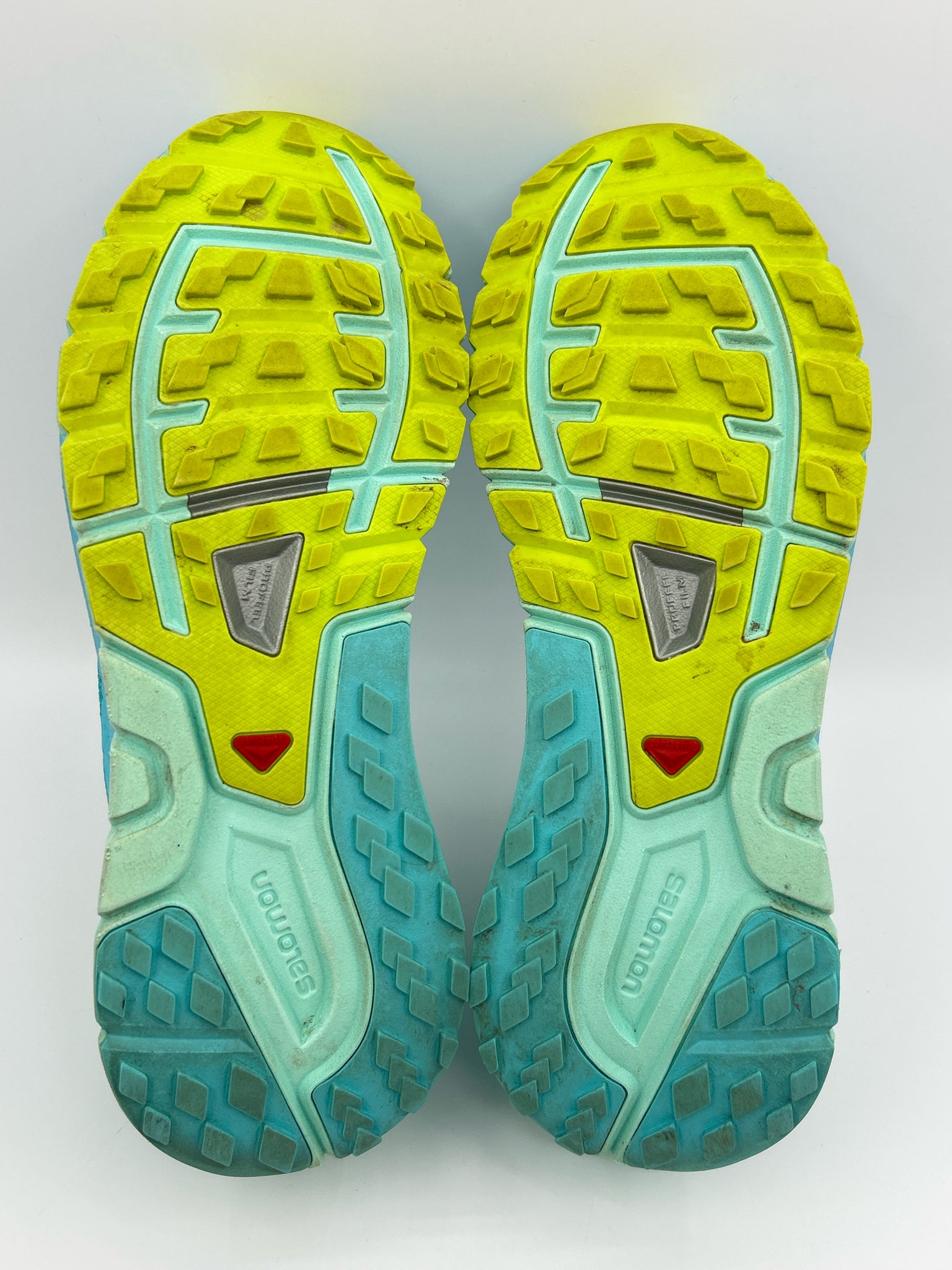 SALOMON Size 10.5 Teal and Yellow Women Sneakers
