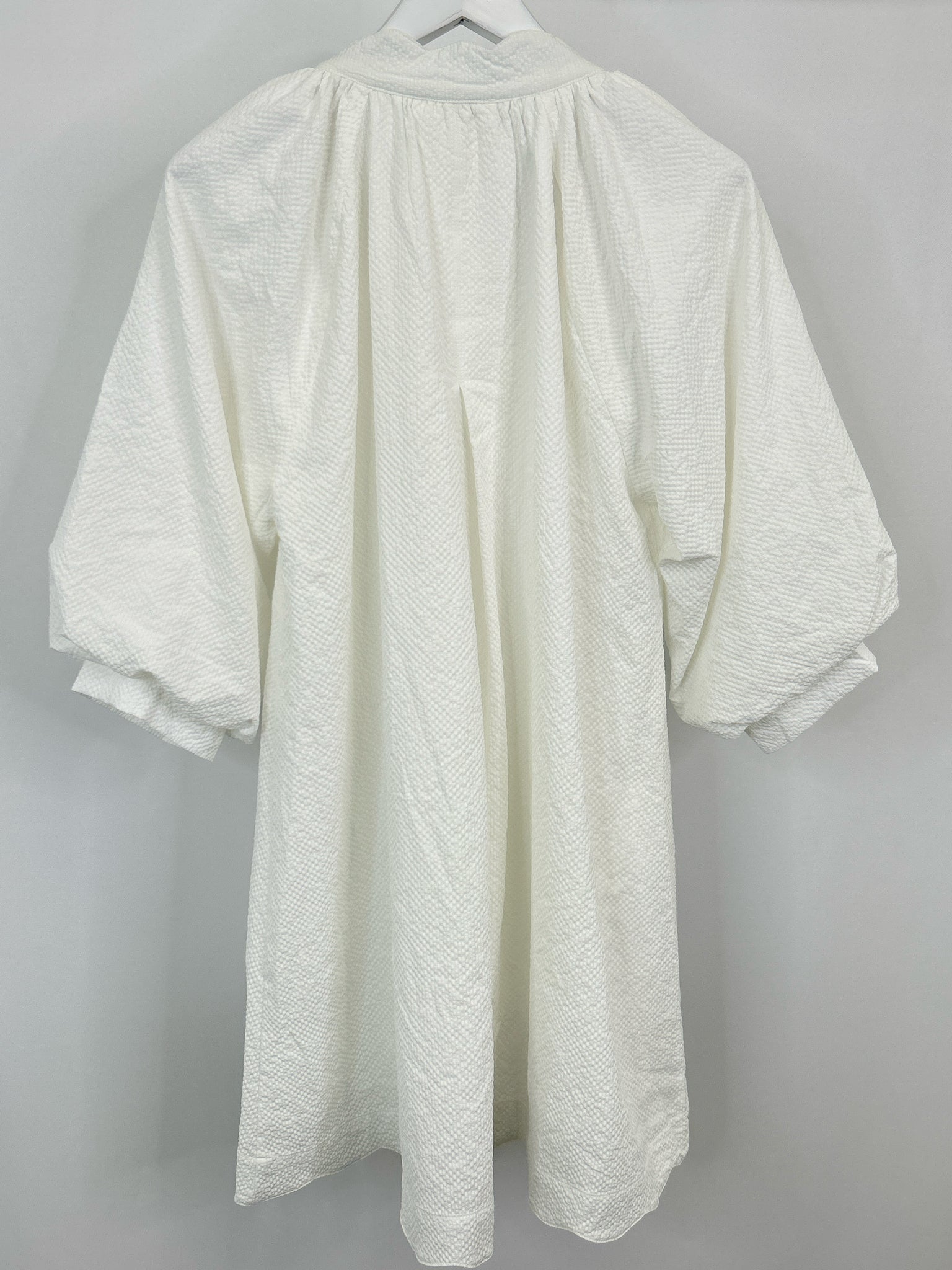 UMGEE Size M White Women Dress