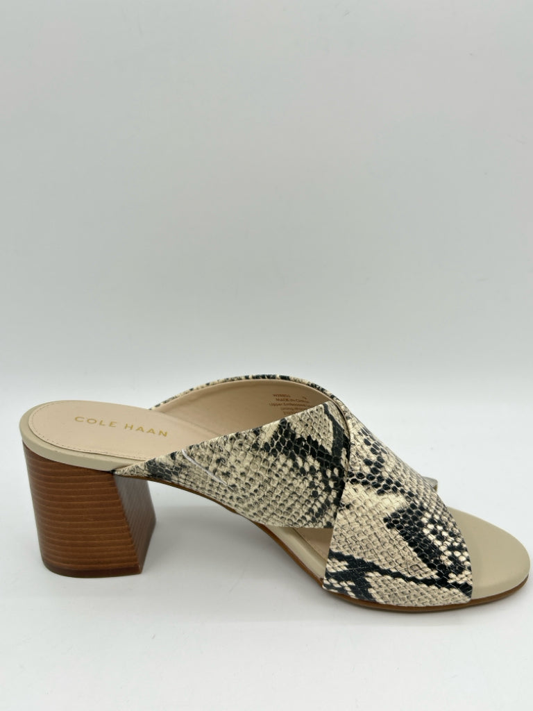 COLE HAAN Size 7B Ivory Print Leather Sandal