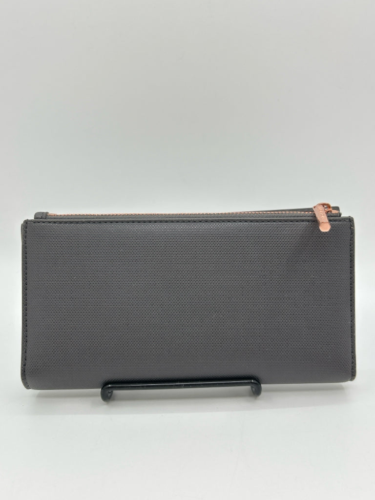 DAGNE DOVER Taupe Women's Wallet