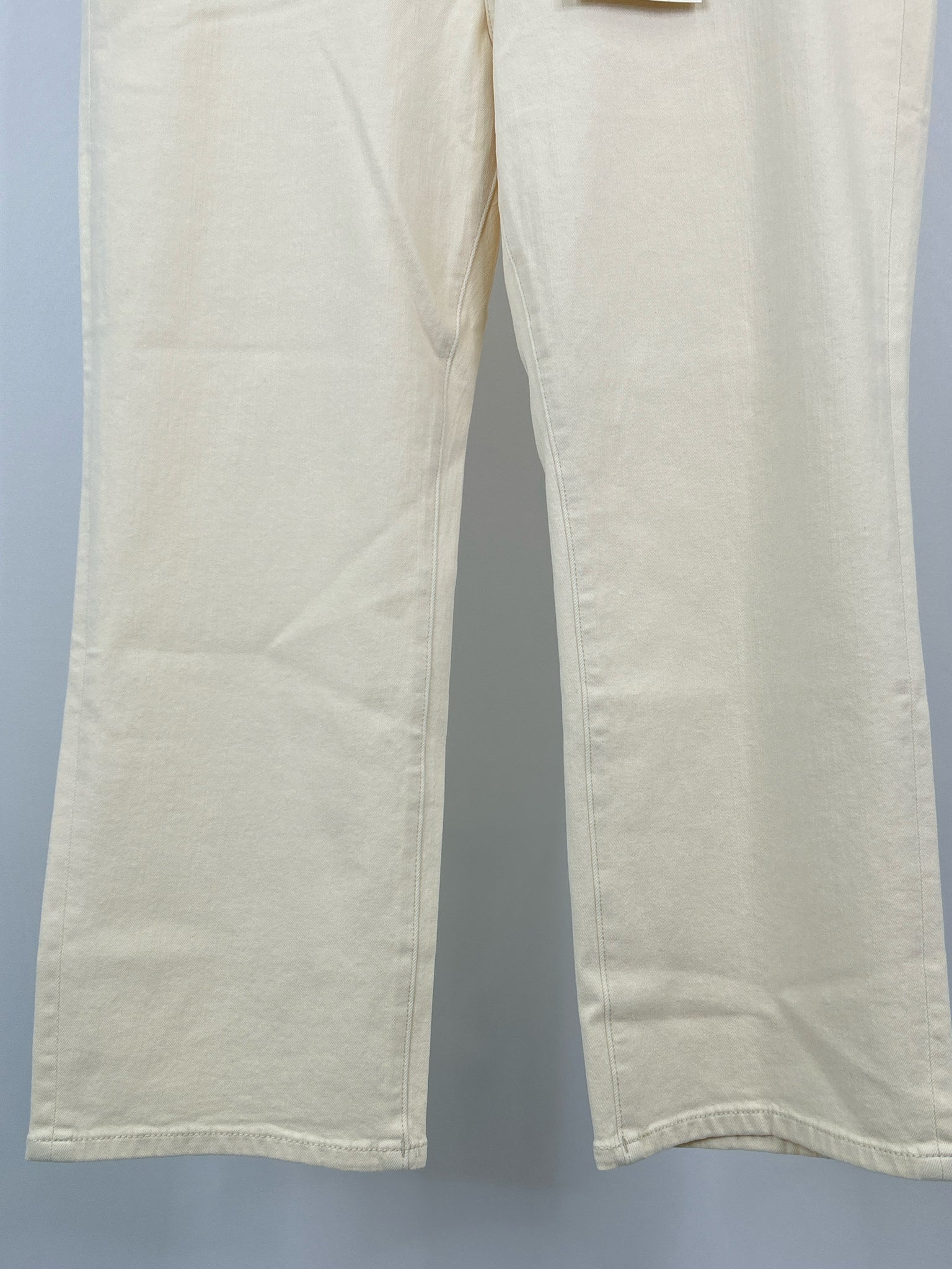 DL1961 Size 18W Vanilla Women Jeans NWT