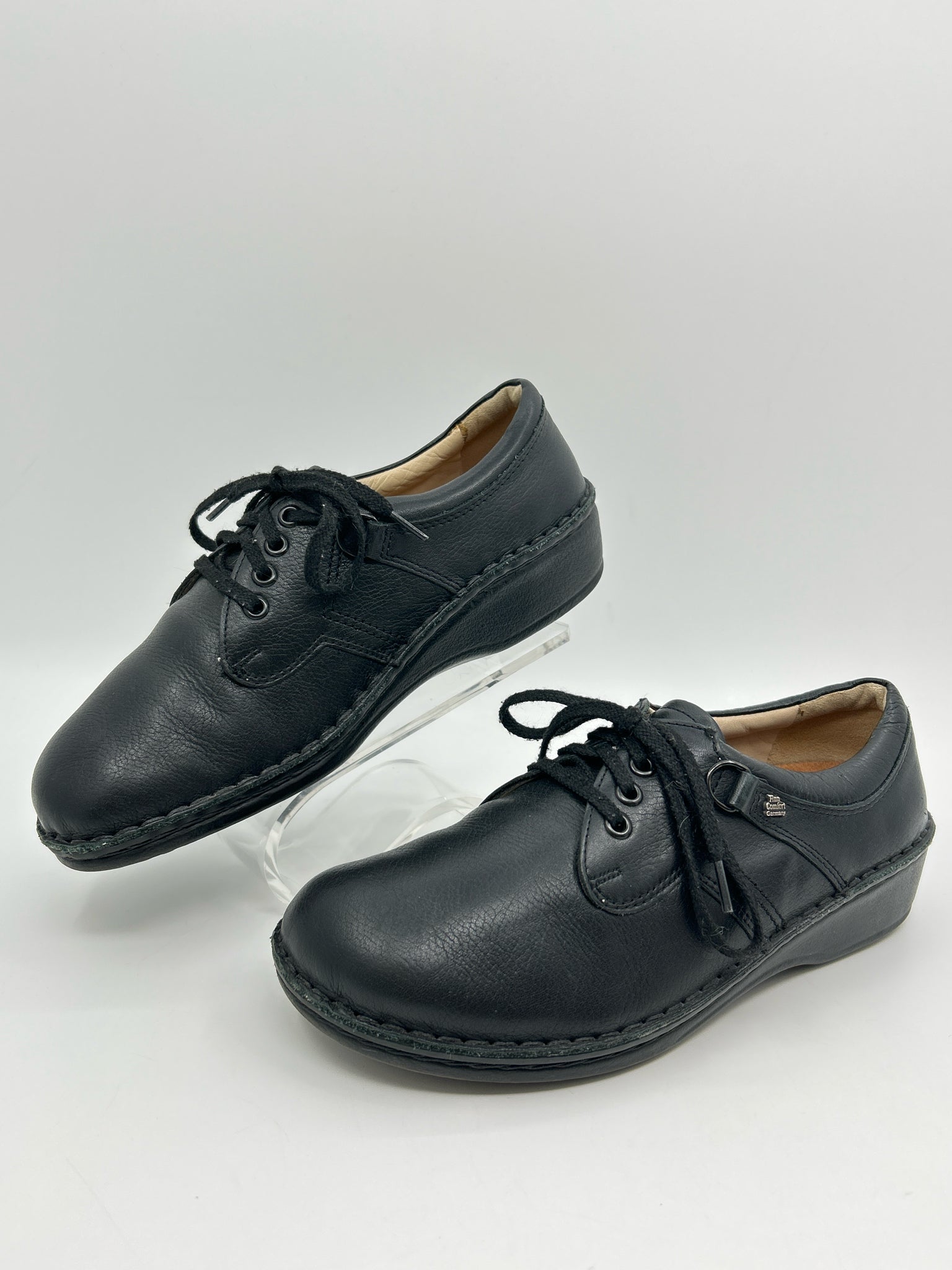 FINN COMFORT Size 38/8 Black Women Shoes