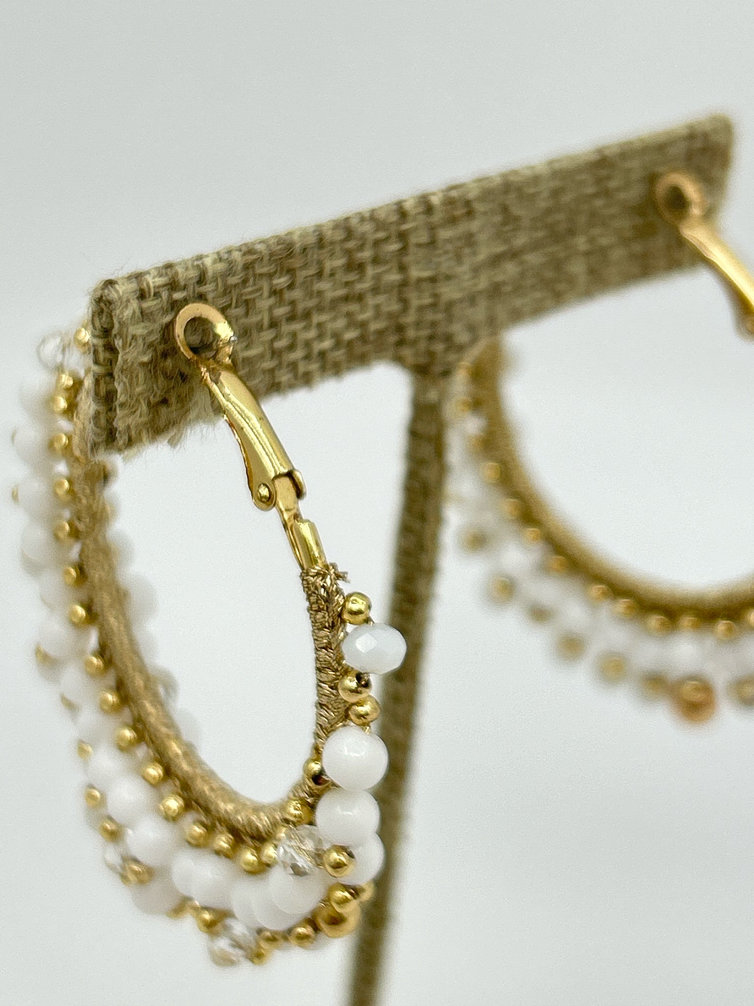 LILLY PULITZER NWT Gold and White Earrings