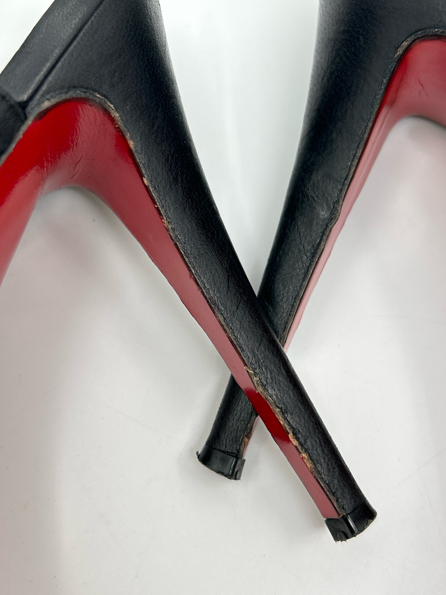 CHRISTIAN LOUBOUTIN Size 38.5/8 Black Women Sandal