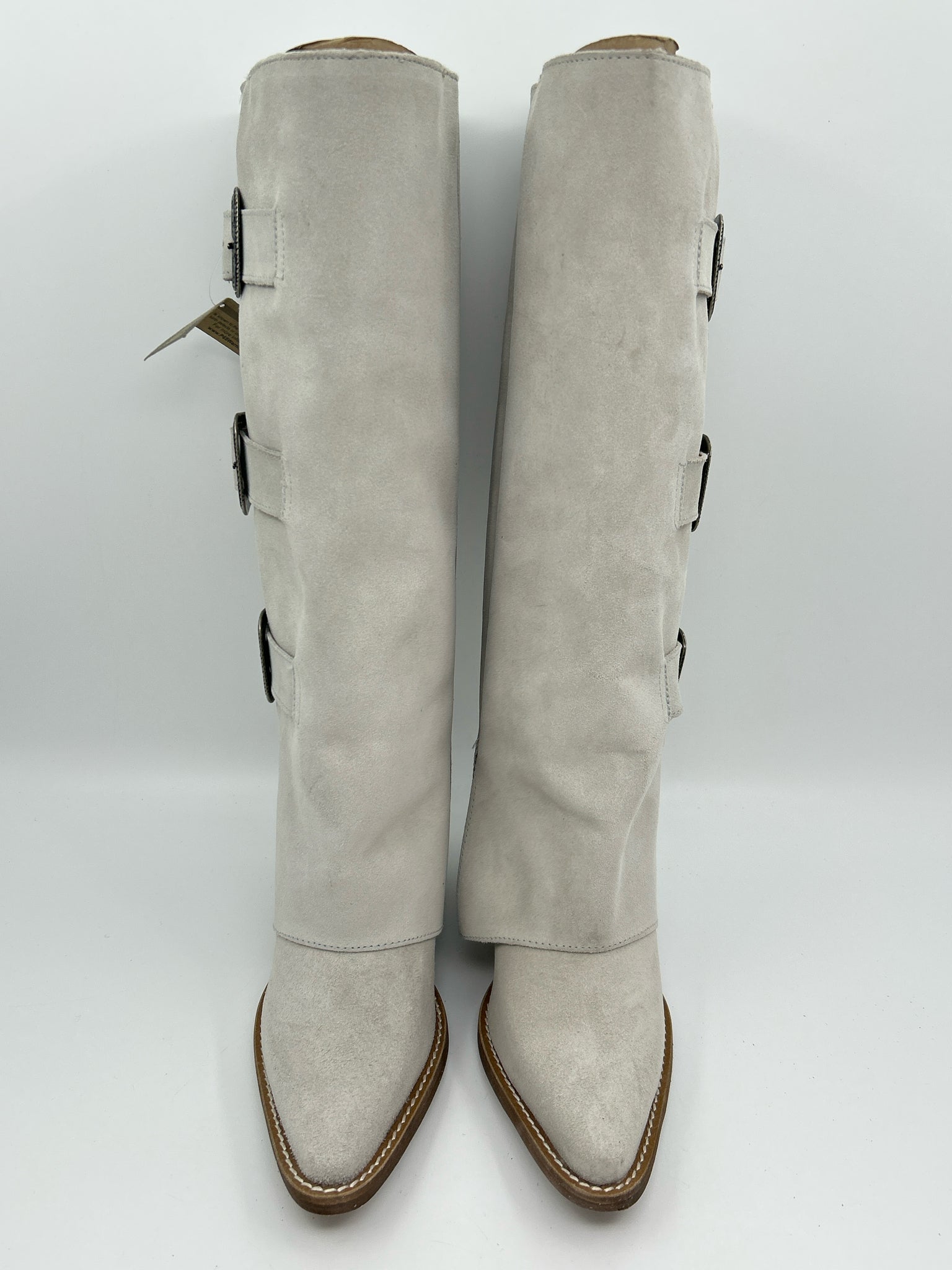 DINGO Size 7.5M White Women Boots