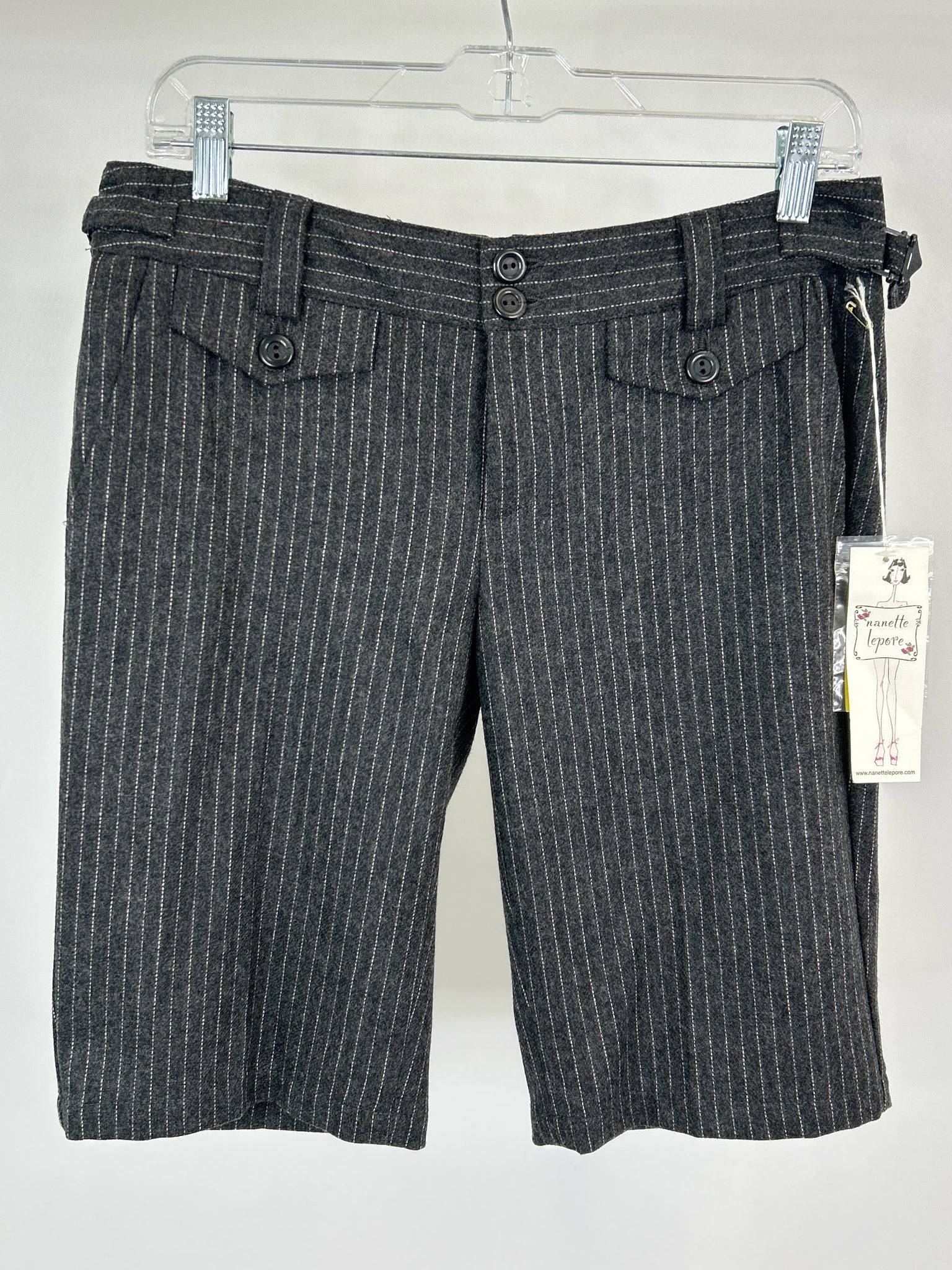 NANETTE LEPORE Size 4 Grey and white Women Shorts