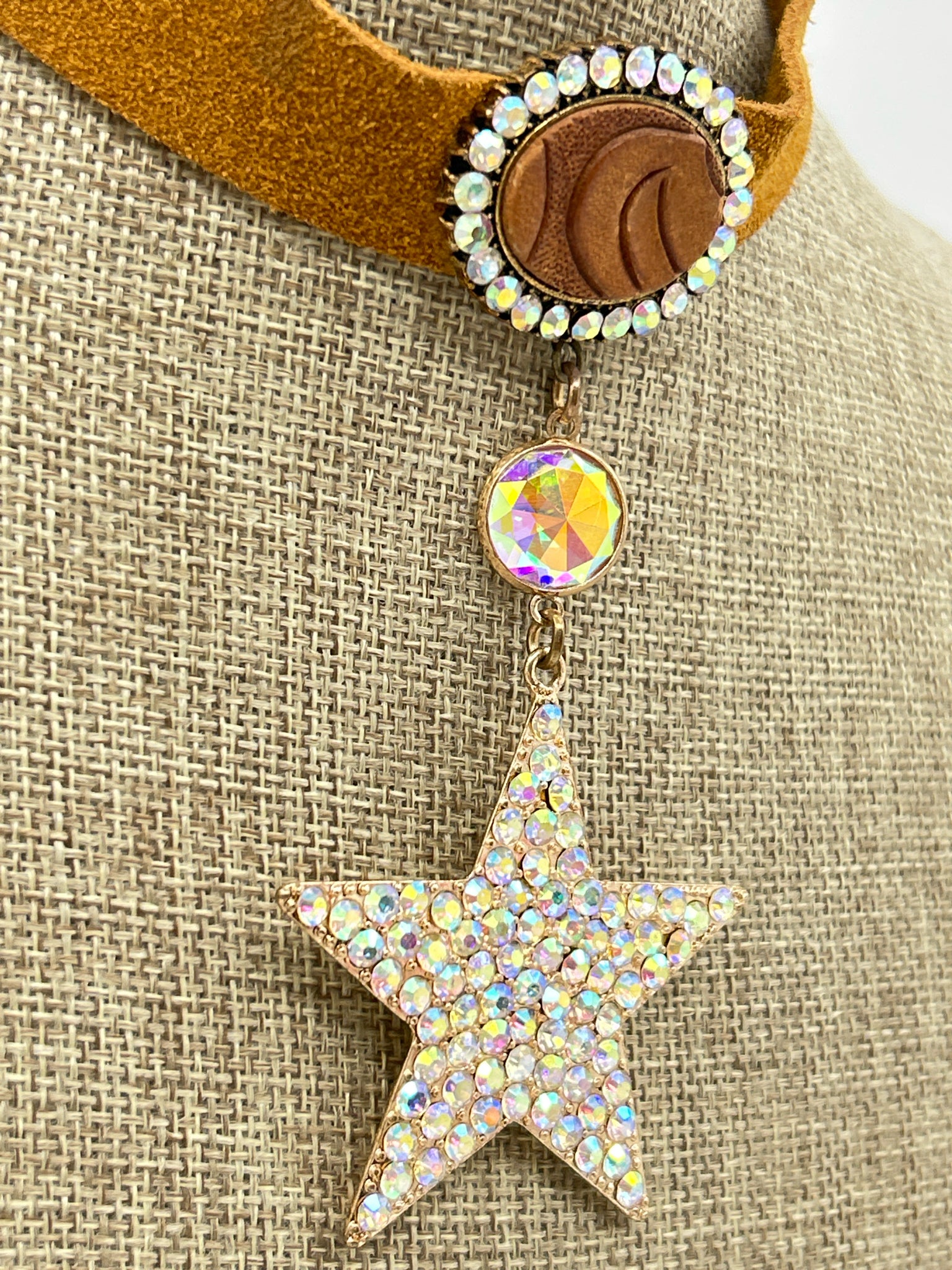 GYPSY SOUTH NWT Tan Necklace