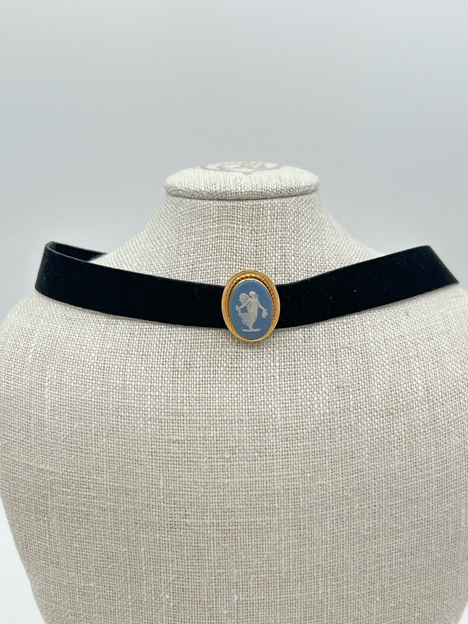 WEDGWOOD BLACK AND BLUE Necklace