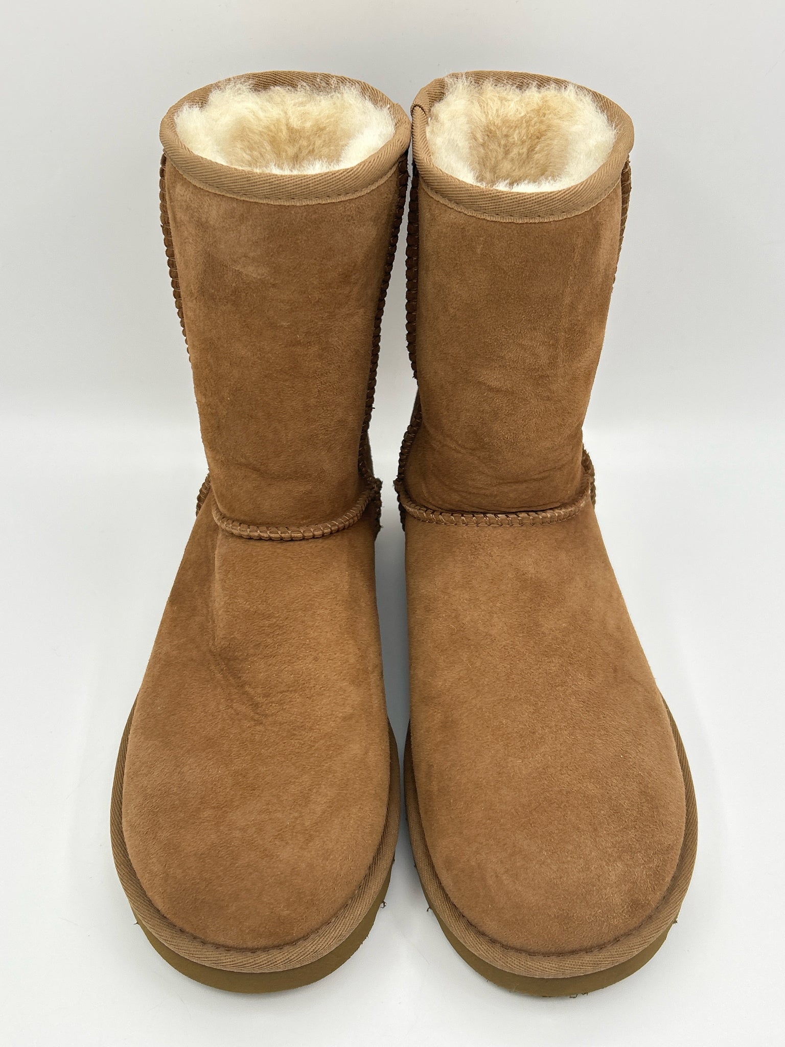 UGG Size 8 CHESTNUT Women Booties