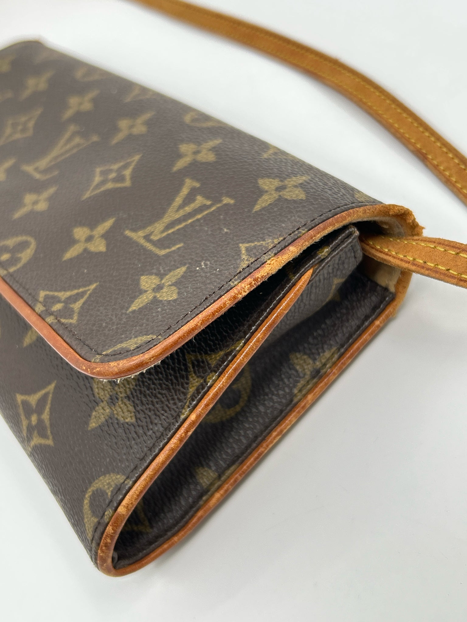 LOUIS VUITTON BROWN MONOGRAM Women Purse