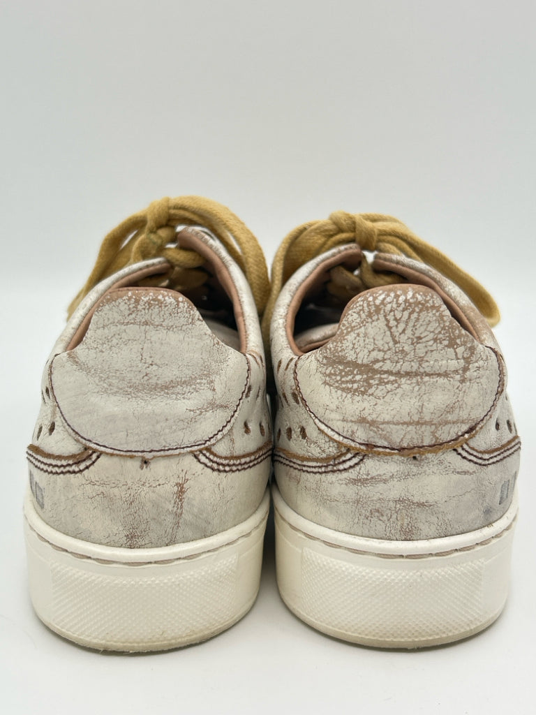 BED STU Women Size 8.5 Light Brown Sneakers