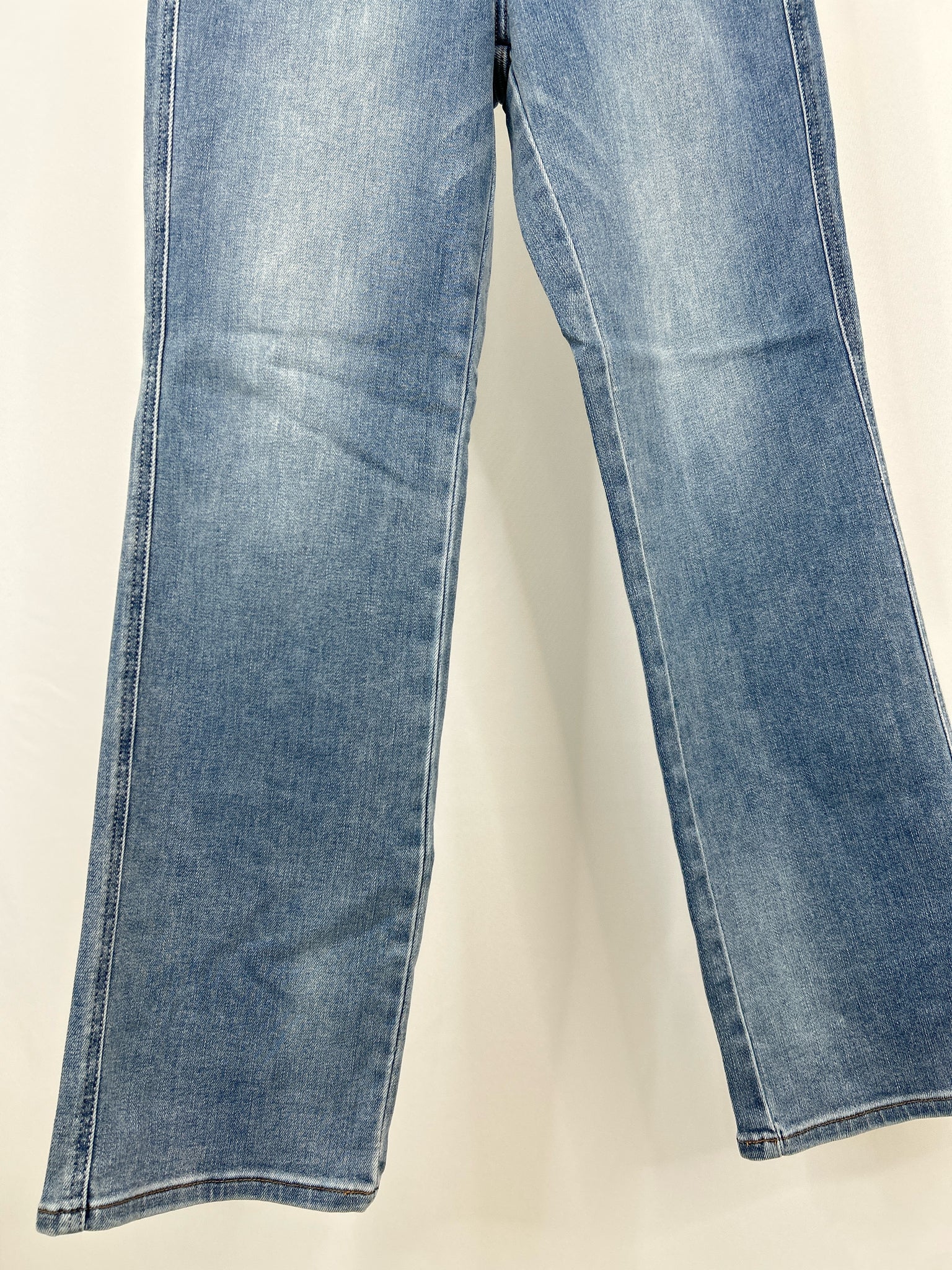 JUDY BLUE Size 9/29 LIGHT BLUE DENIM Women jeans
