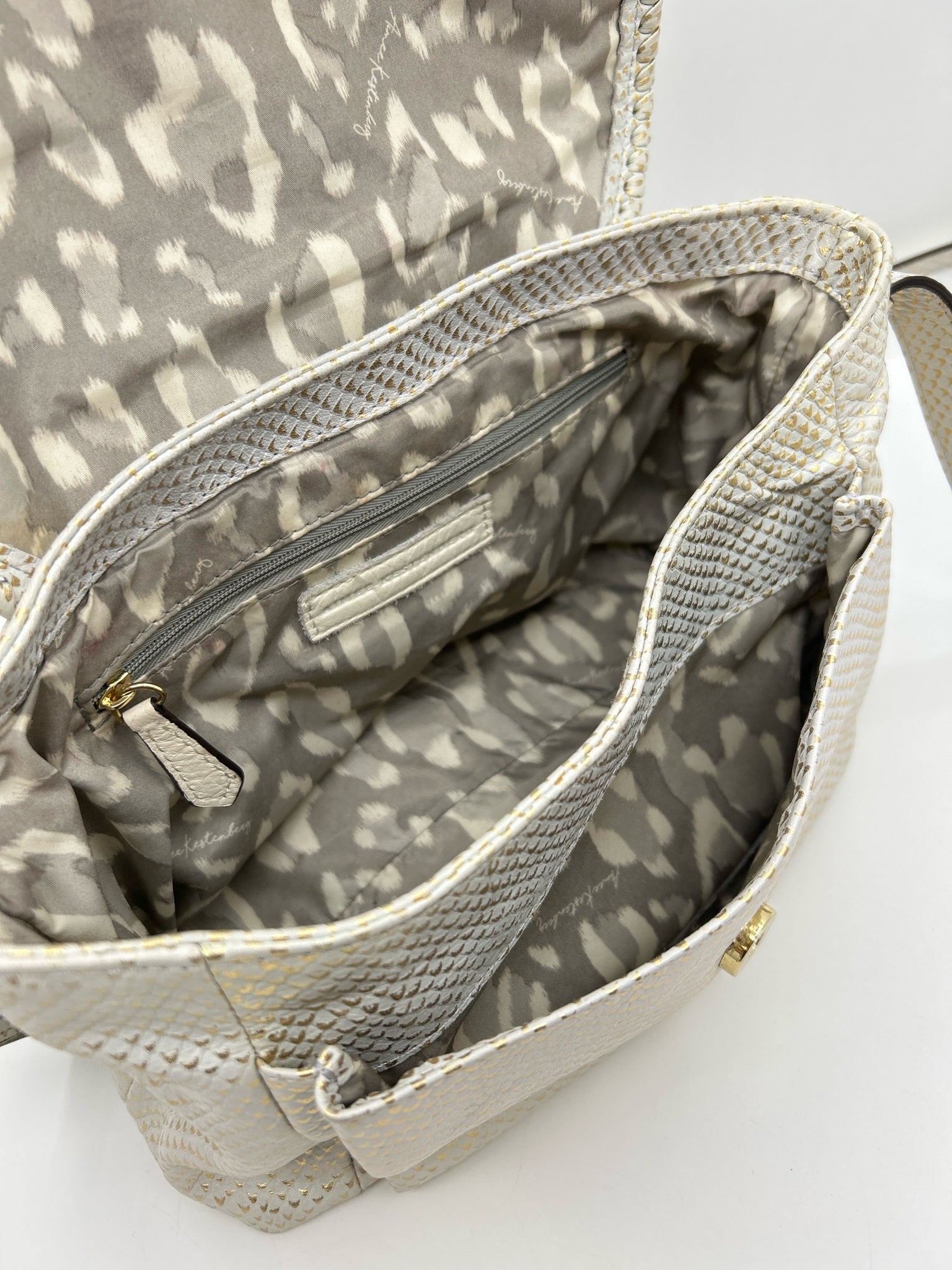 AIMEE KESTENBERG WHITE AND GOLD Women Purse