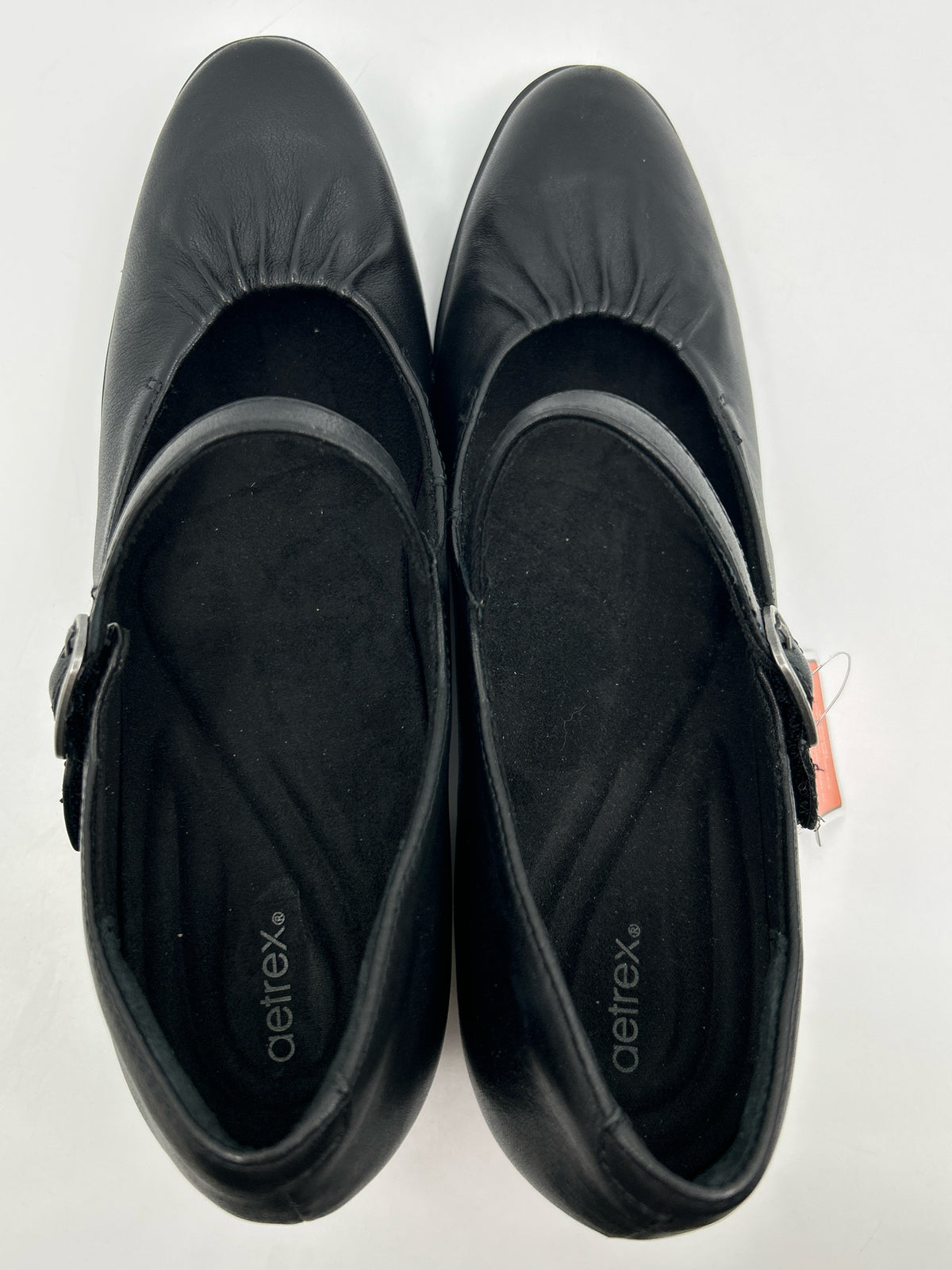 AETREX NIB Size 10.5/11 Black Women Pumps