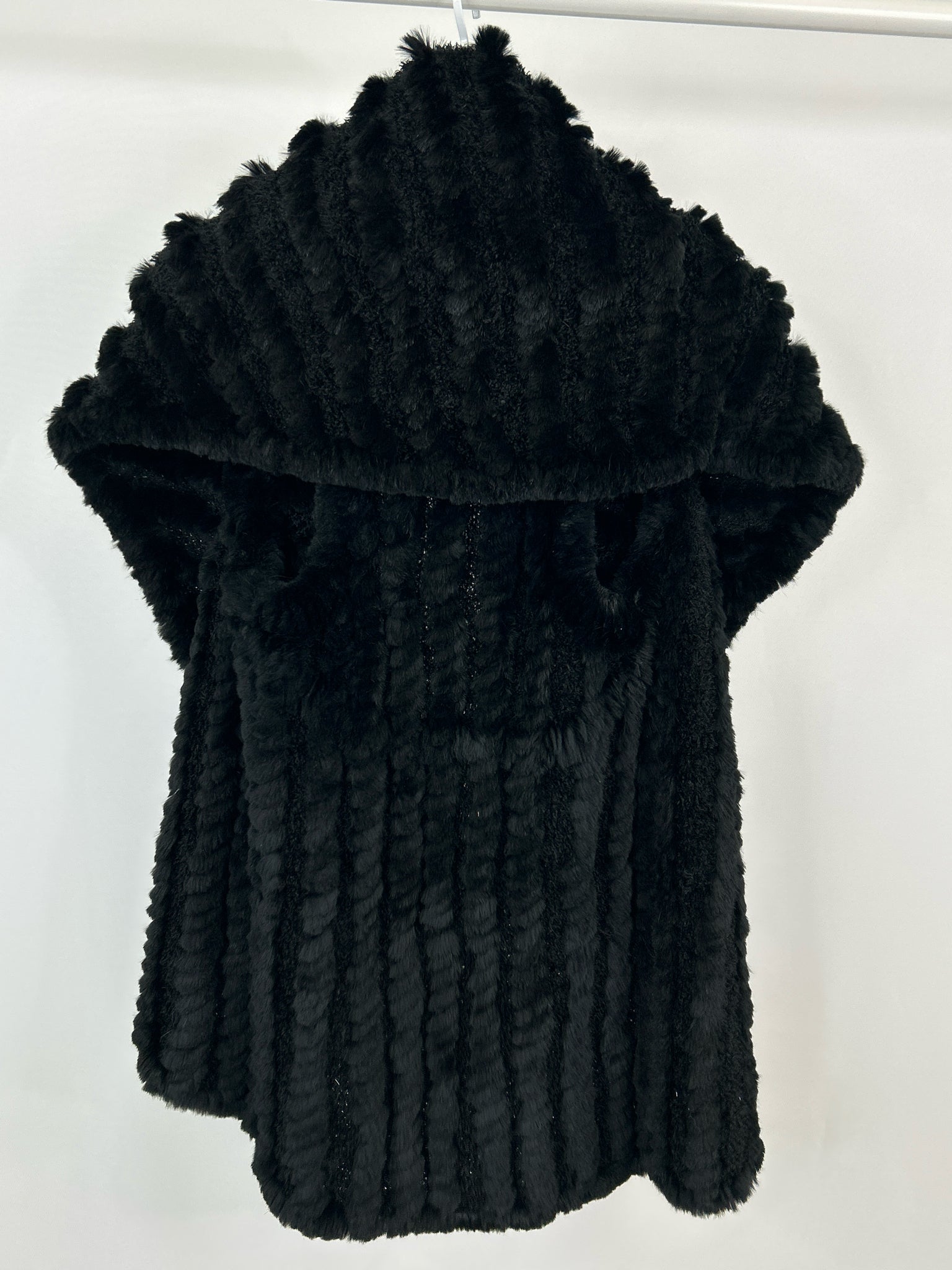 MITCHIE'S One Size Black Women Fur Vest