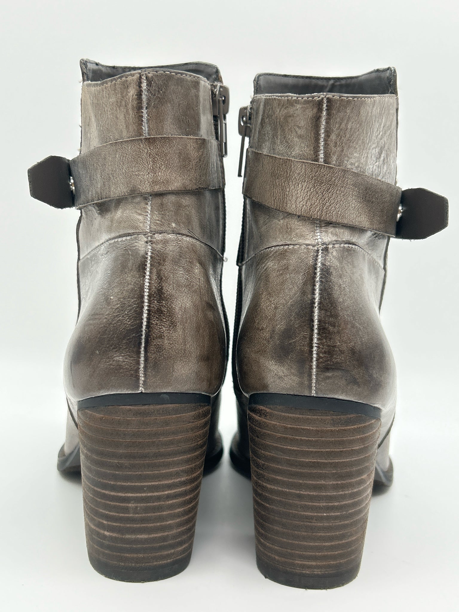 ARTURO CHIANG Size 8.5M Grey Women Booties