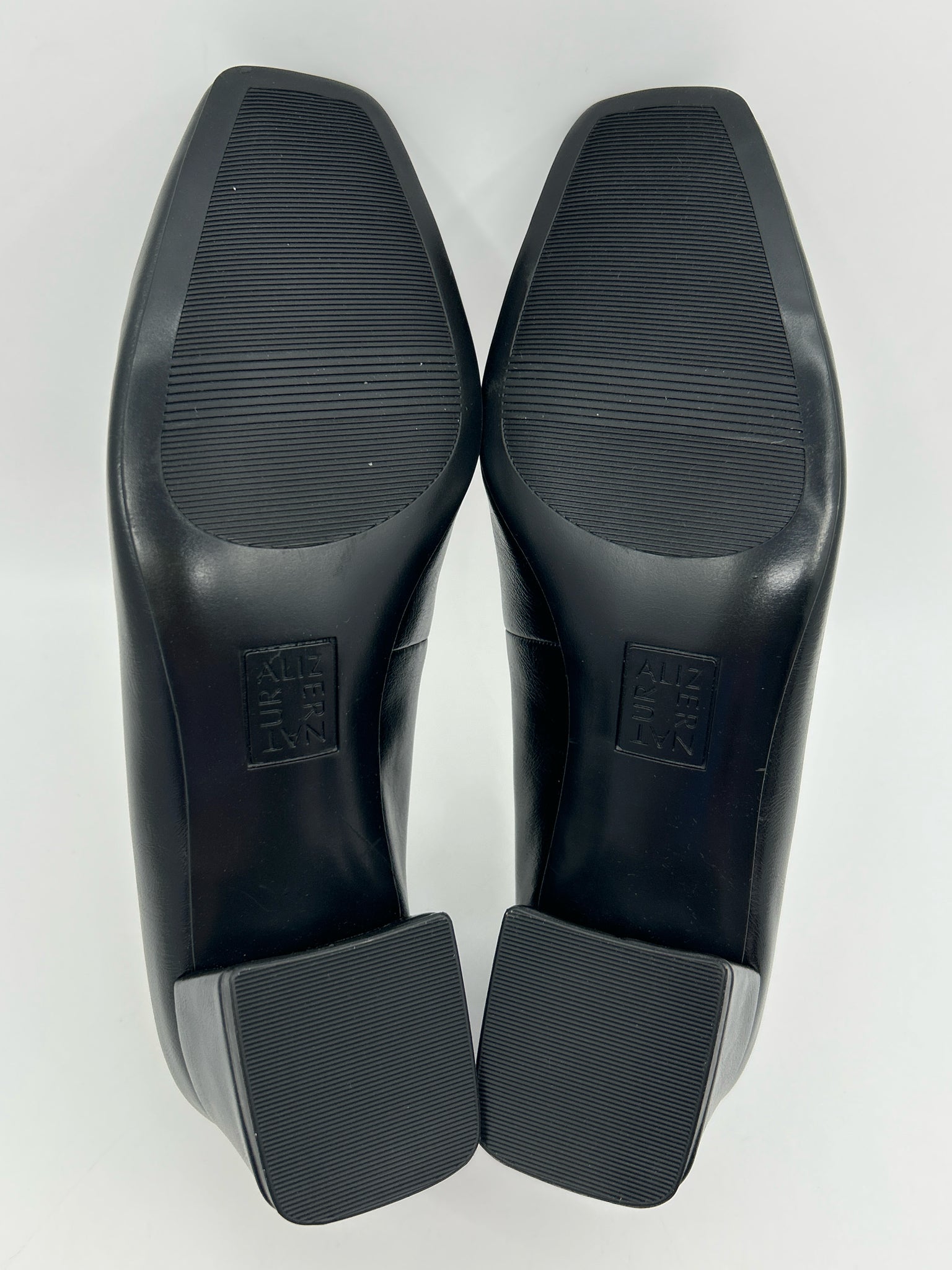 NATURALIZER Size 8W Black Women Pumps