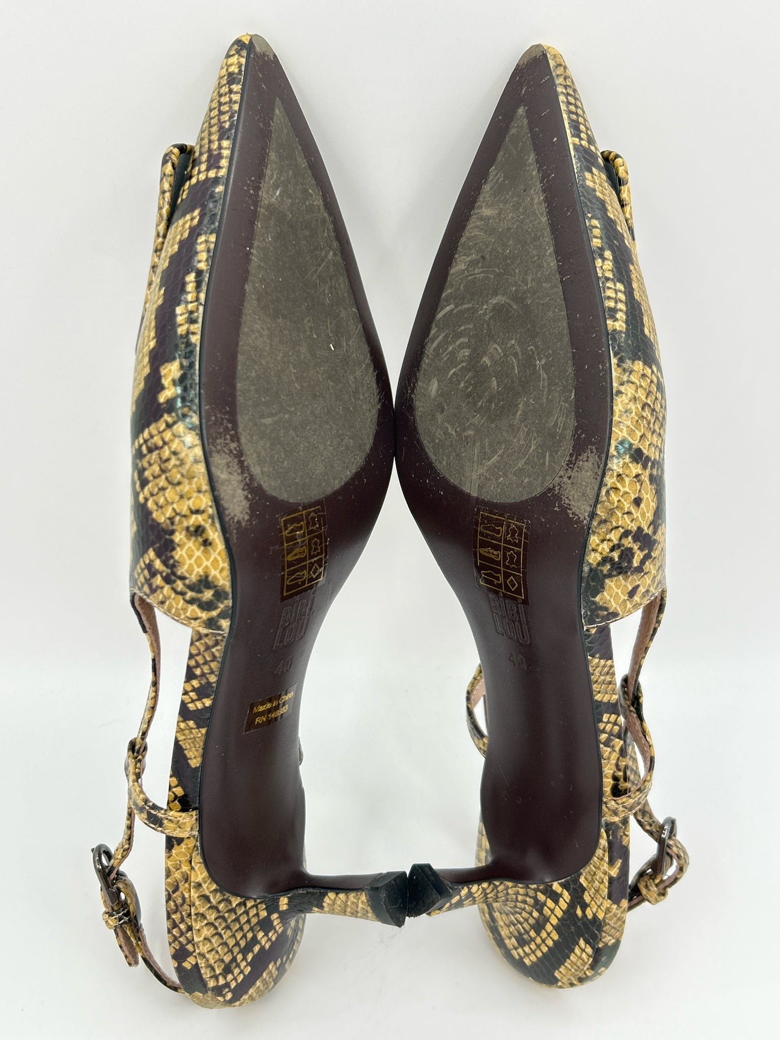 BIBI LOU Size 10 Beige and Black Women Pumps
