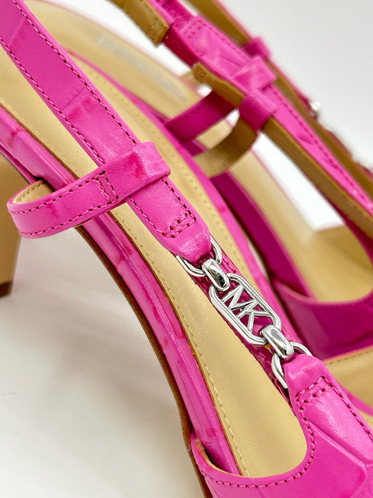 MICHAEL MICHAEL KORS Size 9M Pink Women Pumps