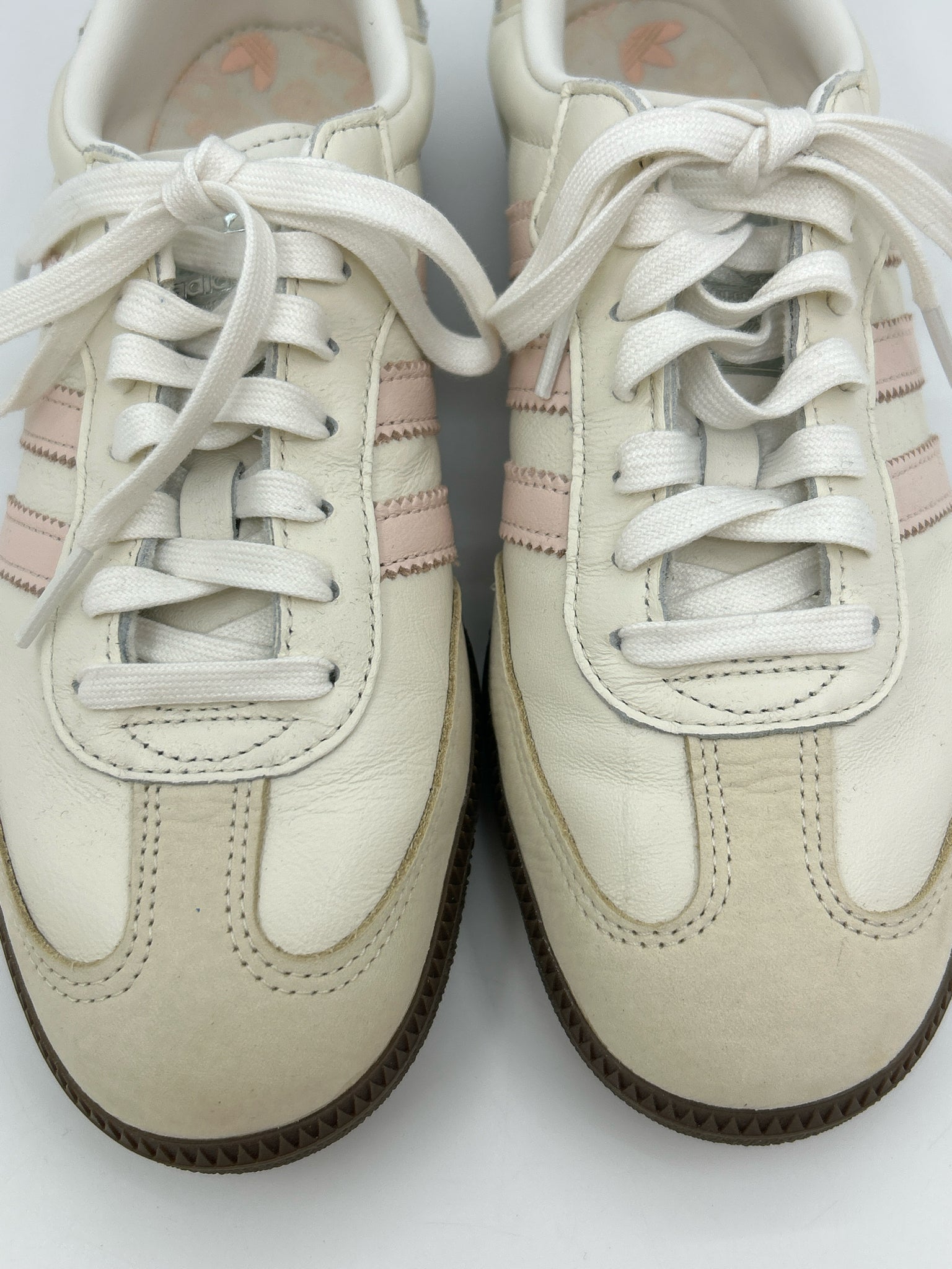 ADIDAS Size 9 off white Women Sneakers