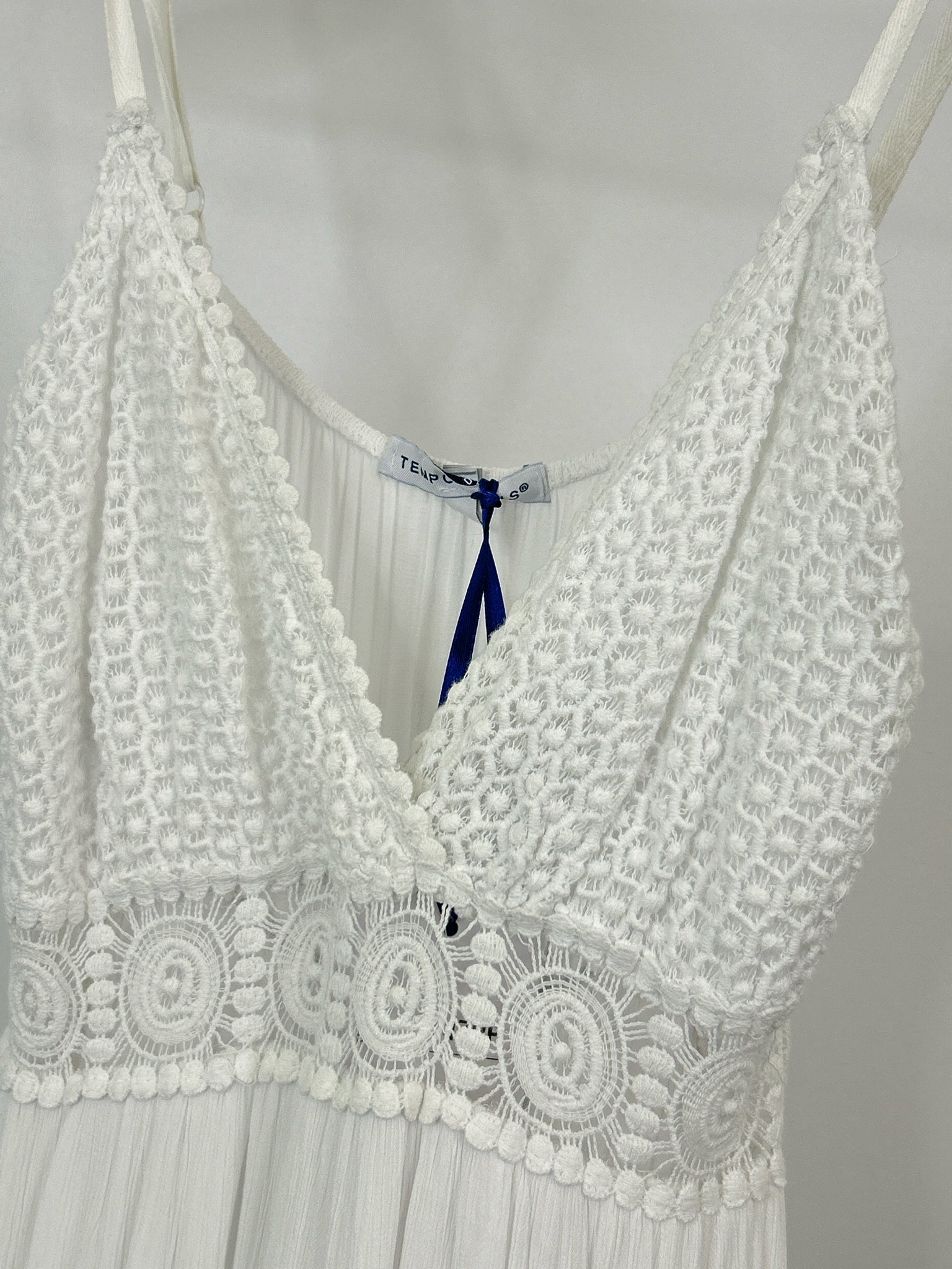 TEMPO PARIS Size M White Women Dress