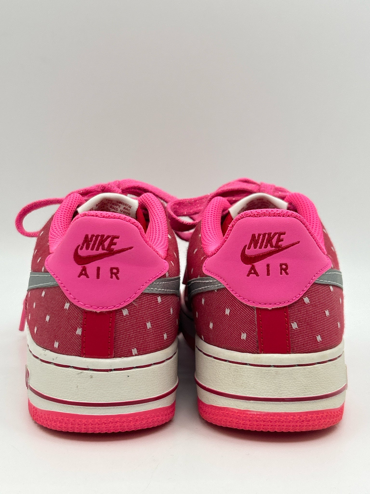 NIKE Size 7 Pink Women Sneakers