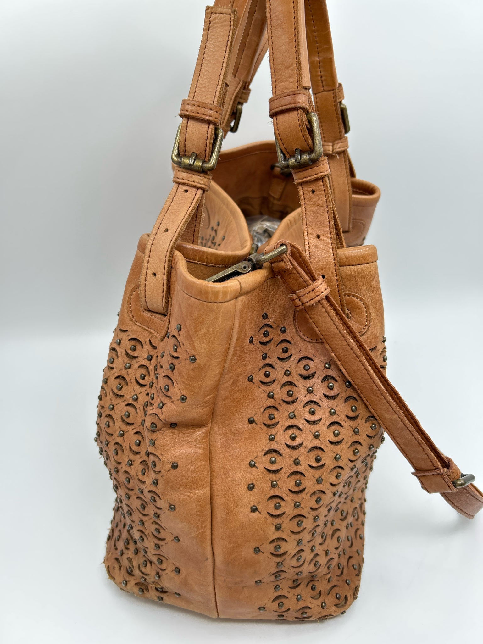 PLATANIA Brown Women Purse
