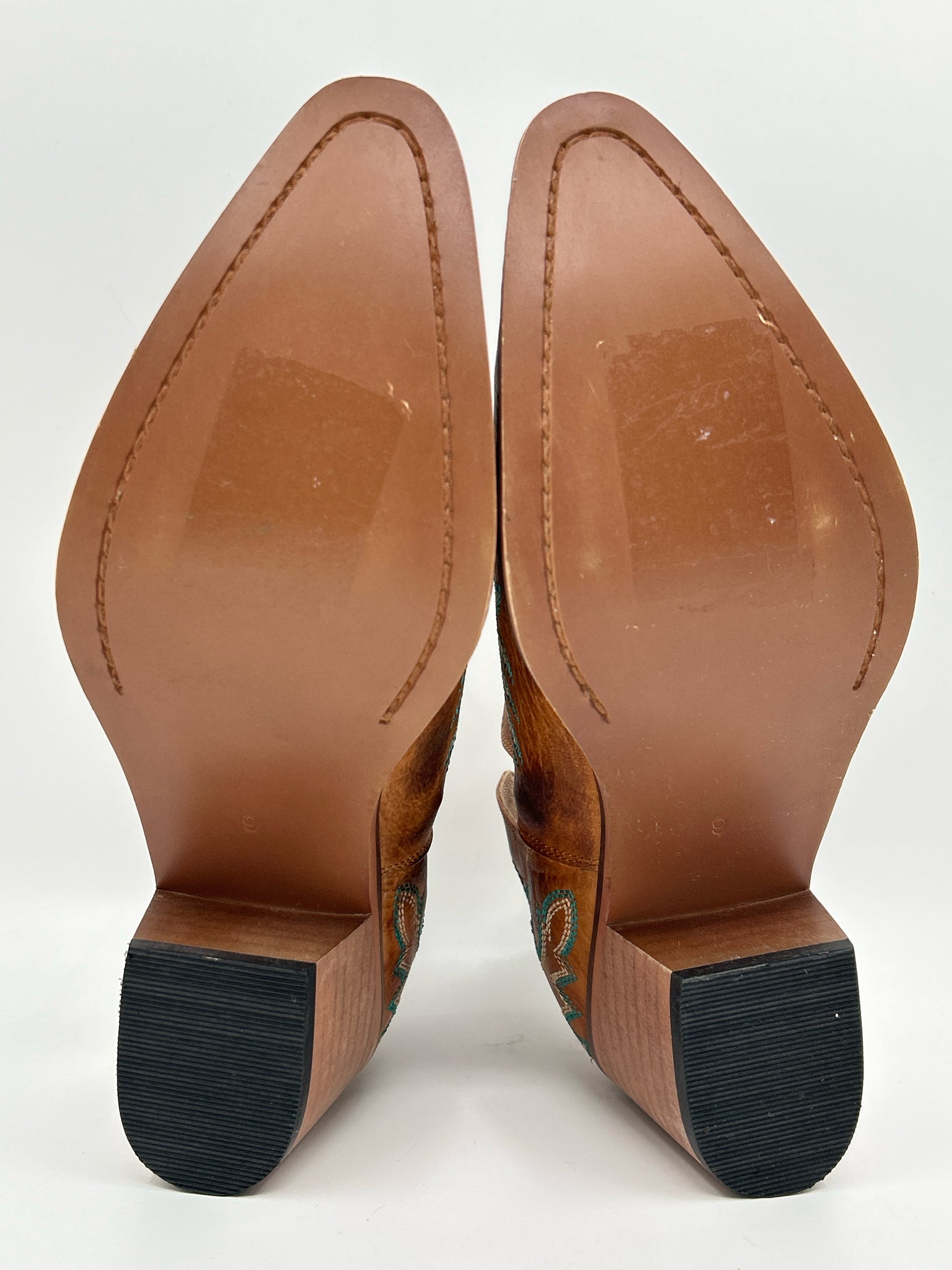 American Darling Size 9 Tan Women Booties NWOB