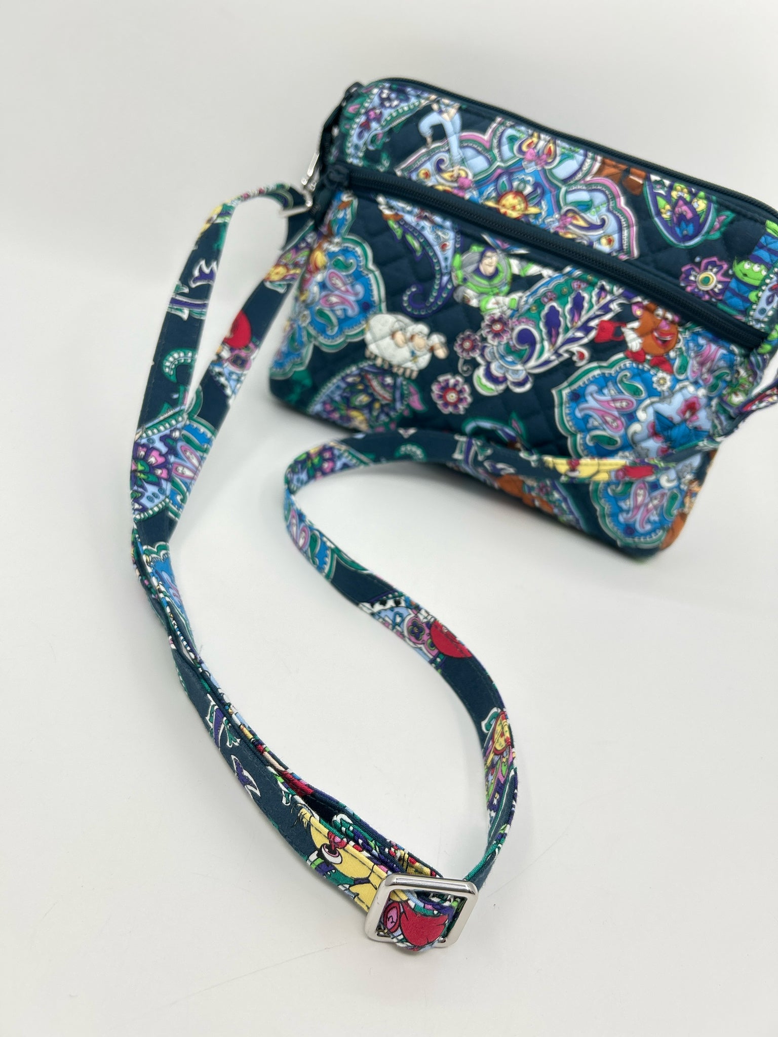 VERA BRADLEY Navy Women Purse