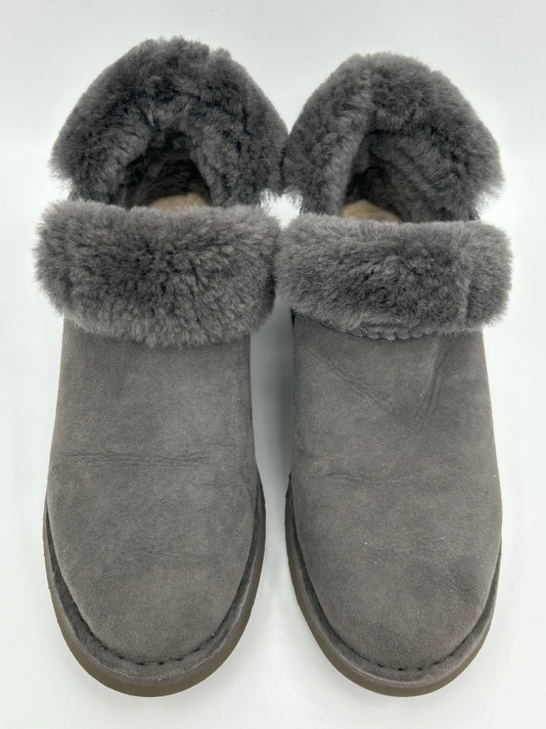 UGG Women Size 7 Grey Booties