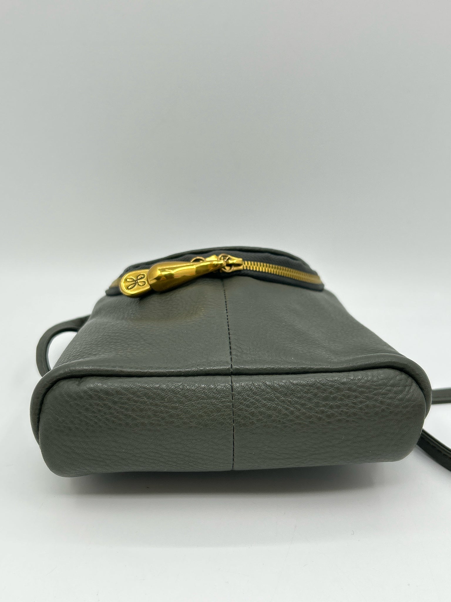 HOBO OLIVE Women Purse