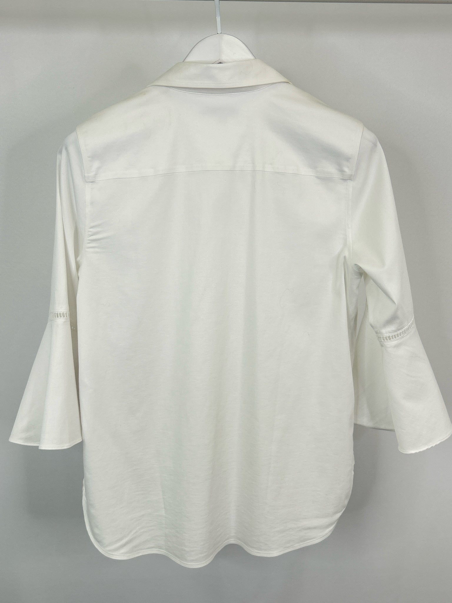 CHICO'S Size 6 White Women Shirt NWT