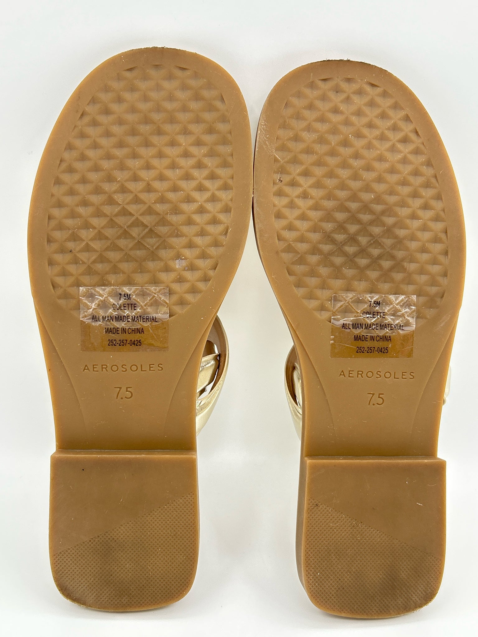 AEROSOLES Size 7.5 Gold Women Sandal