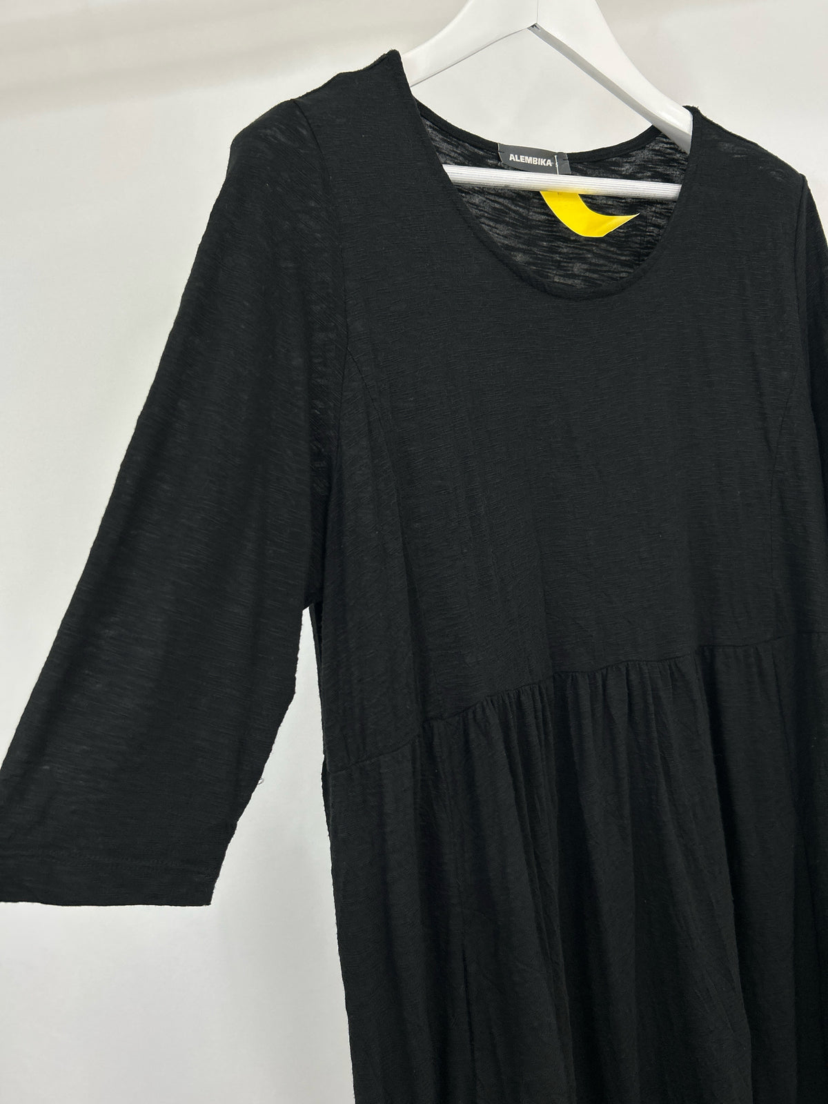 ALEMBIKA Size 14/16 Black Women Dress