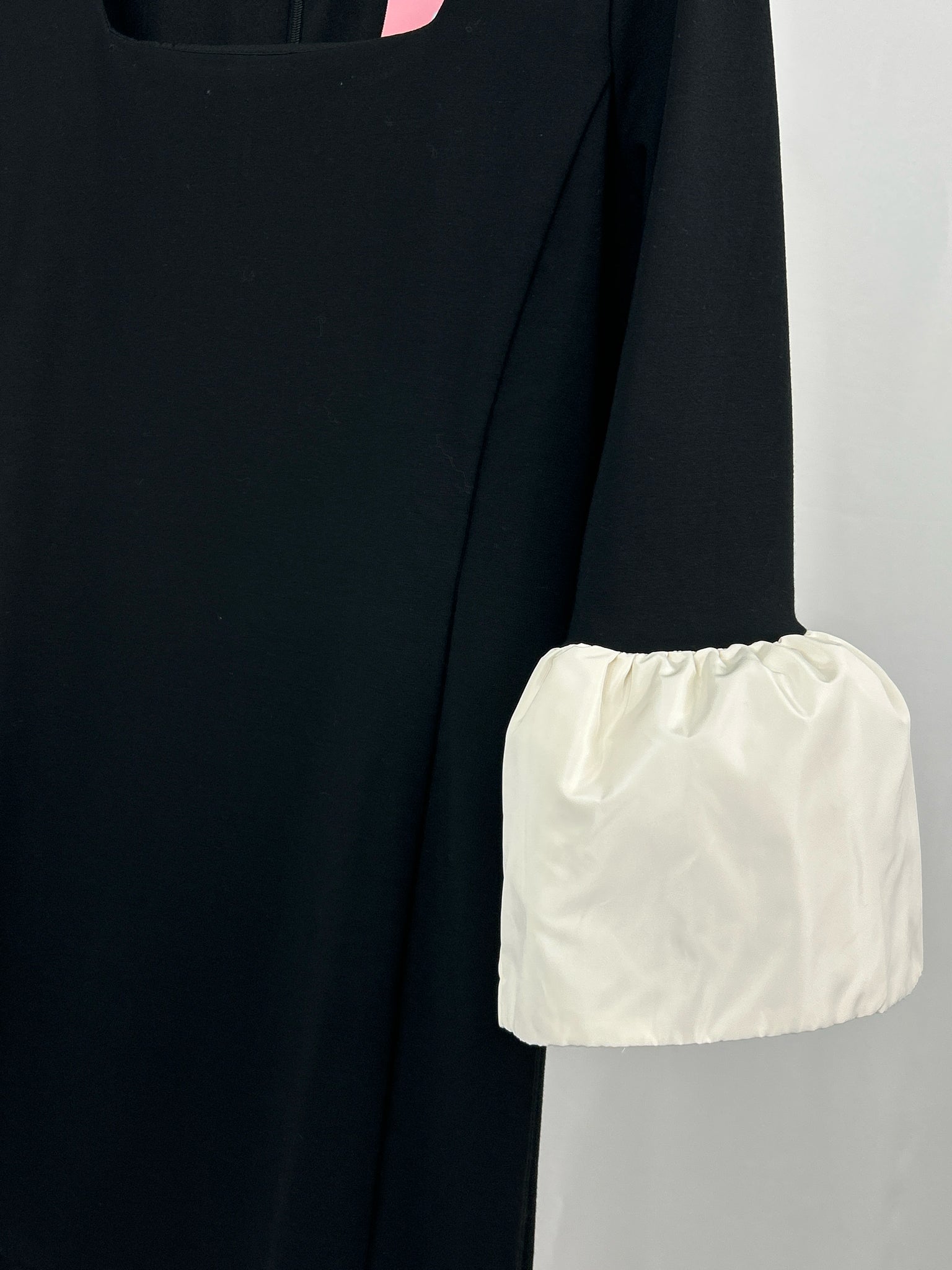 LOFT Size 12P Black and White Women Dress