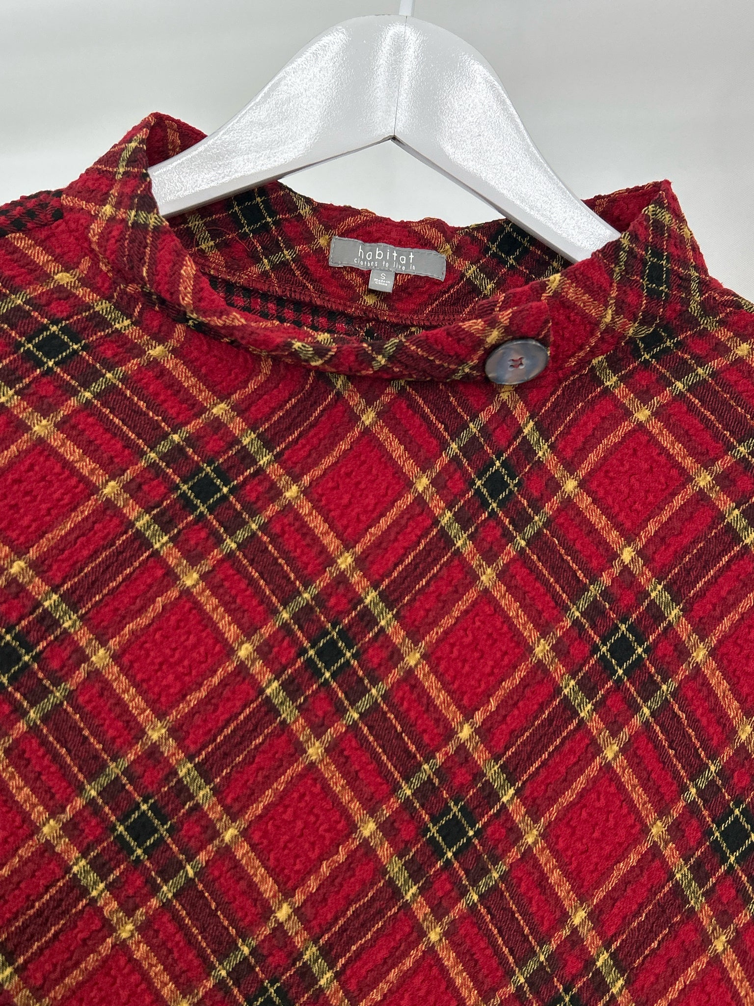 HABITAT Size S Red Plaid Women Top