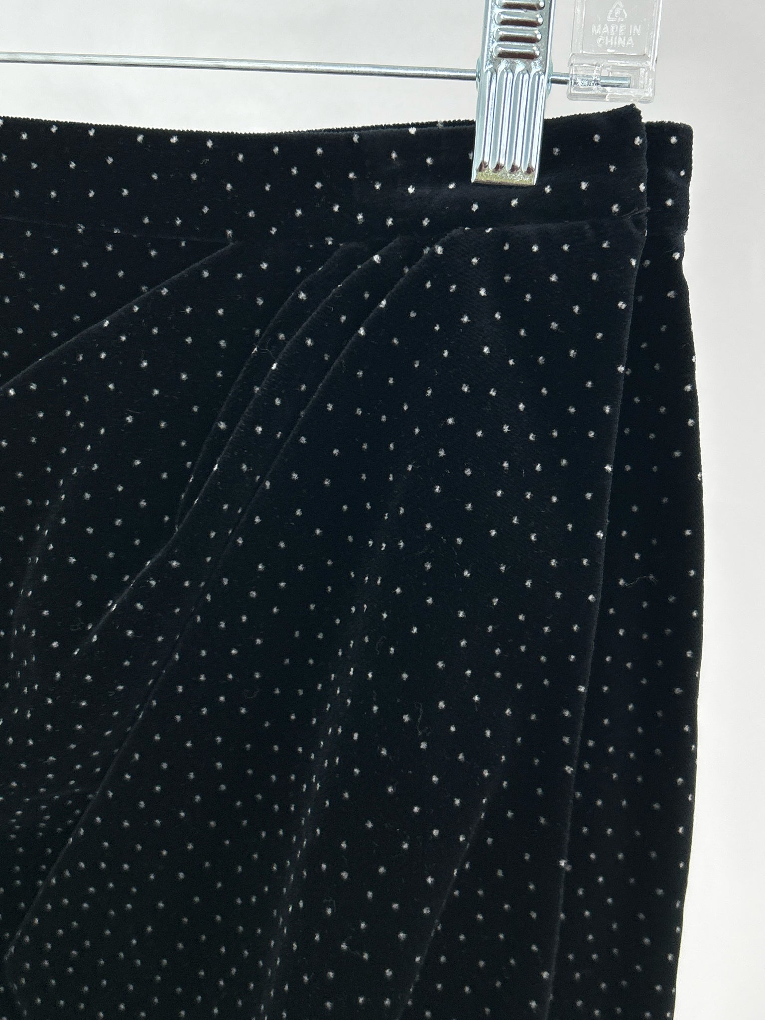 THEORY Size 8 Black Women Skirt