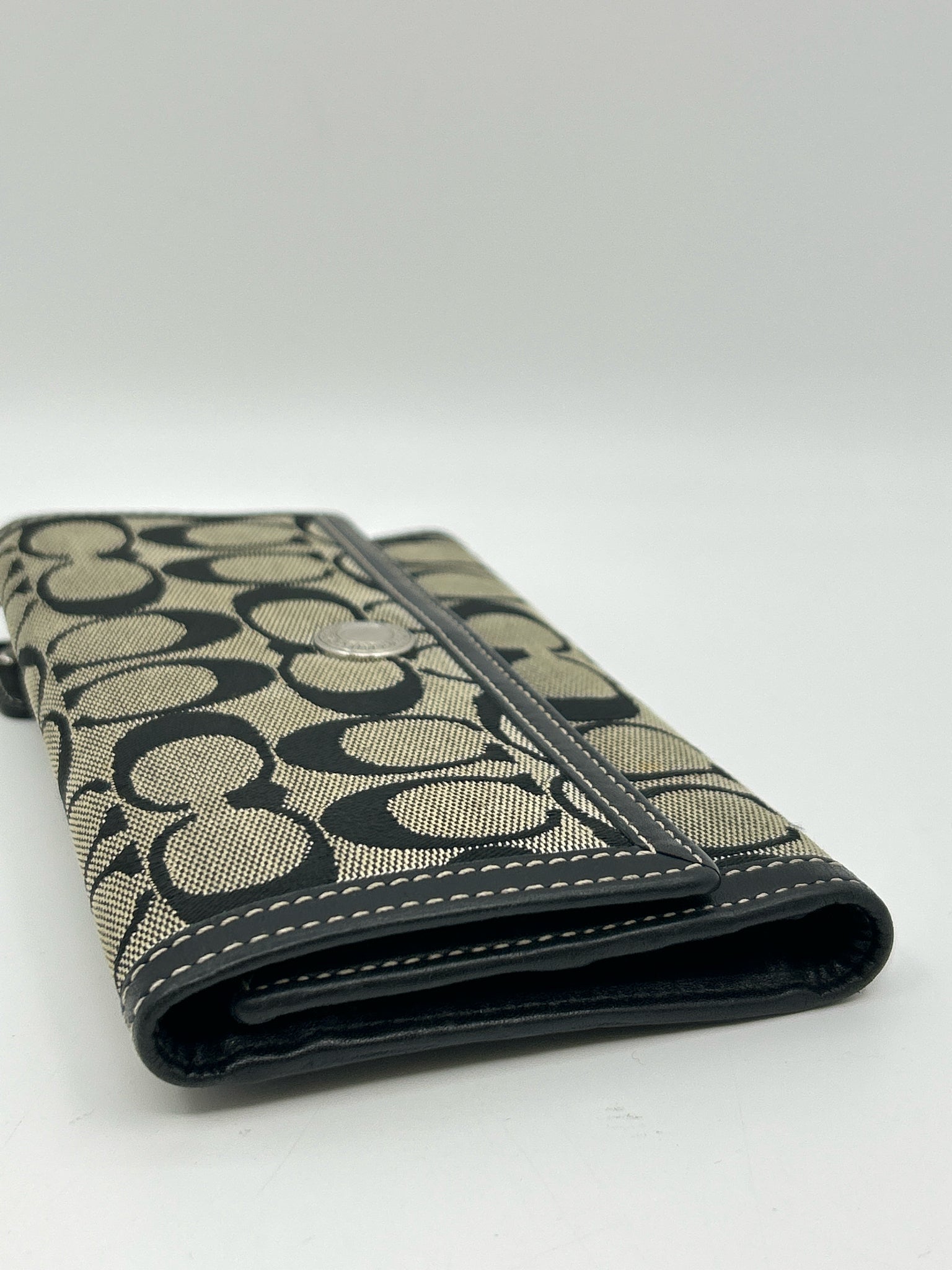 COACH Black Print Women Wallet