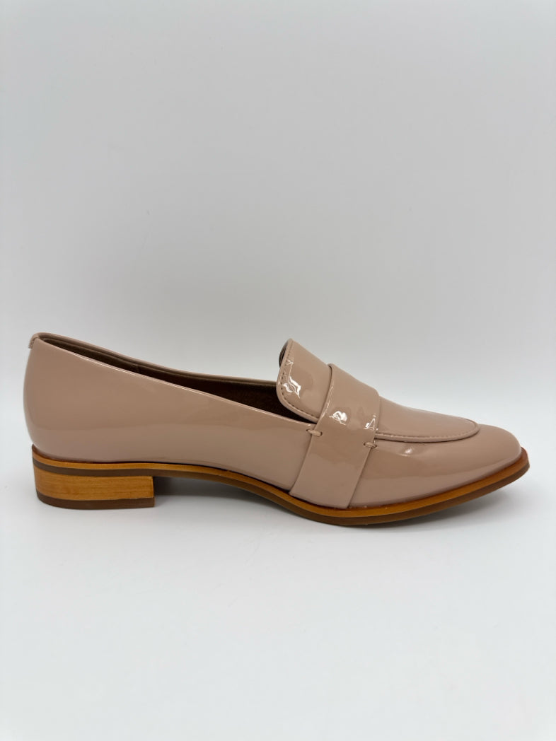 AEROSOLES Size 8.5M nude Women Loafer