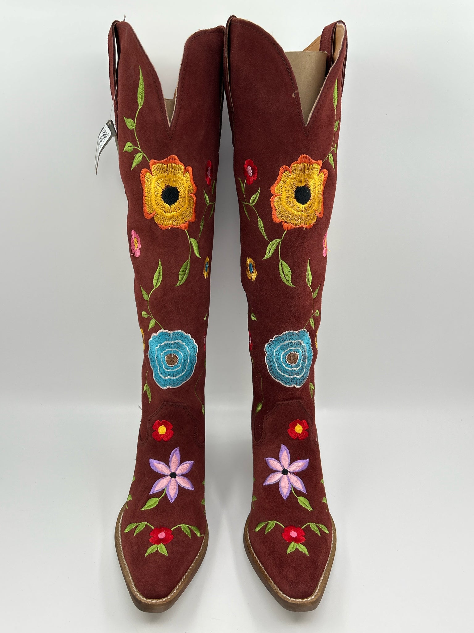 DINGO Size 7.5M Burgundy Women Boots