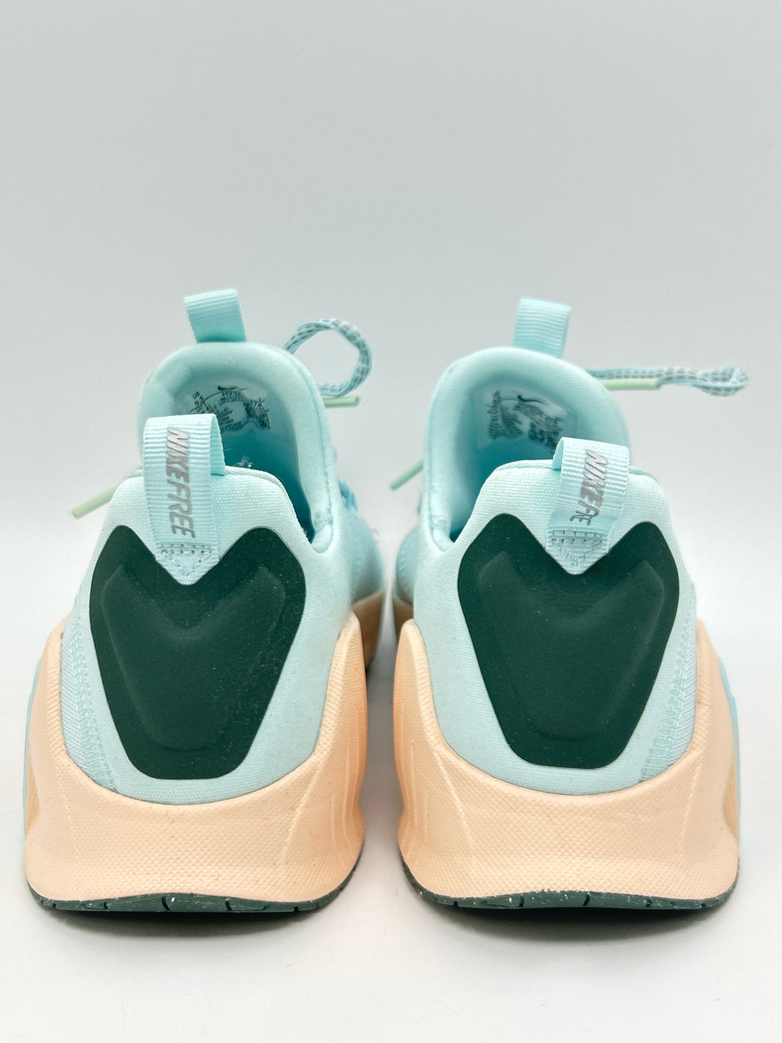 NIKE Size 9.5 TURQUOISE Women Sneakers