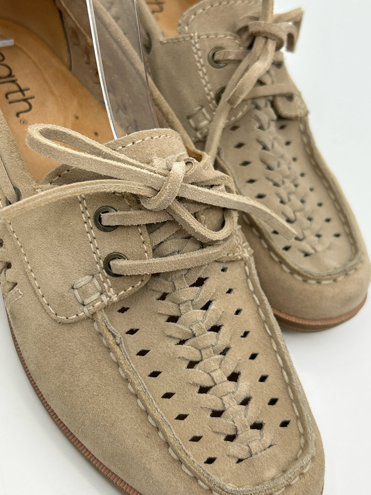 EARTH Size 8.5M Taupe Women Loafer