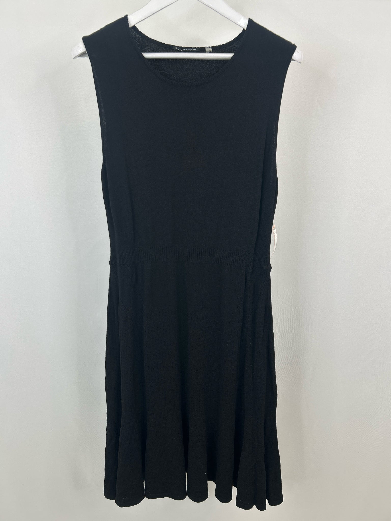 ELIE TAHARI NWT Size XL Black Women Dress NWT