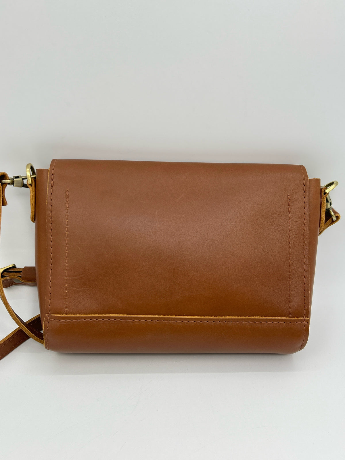PORTLAND LEATHER GOODS Tan Women Purse